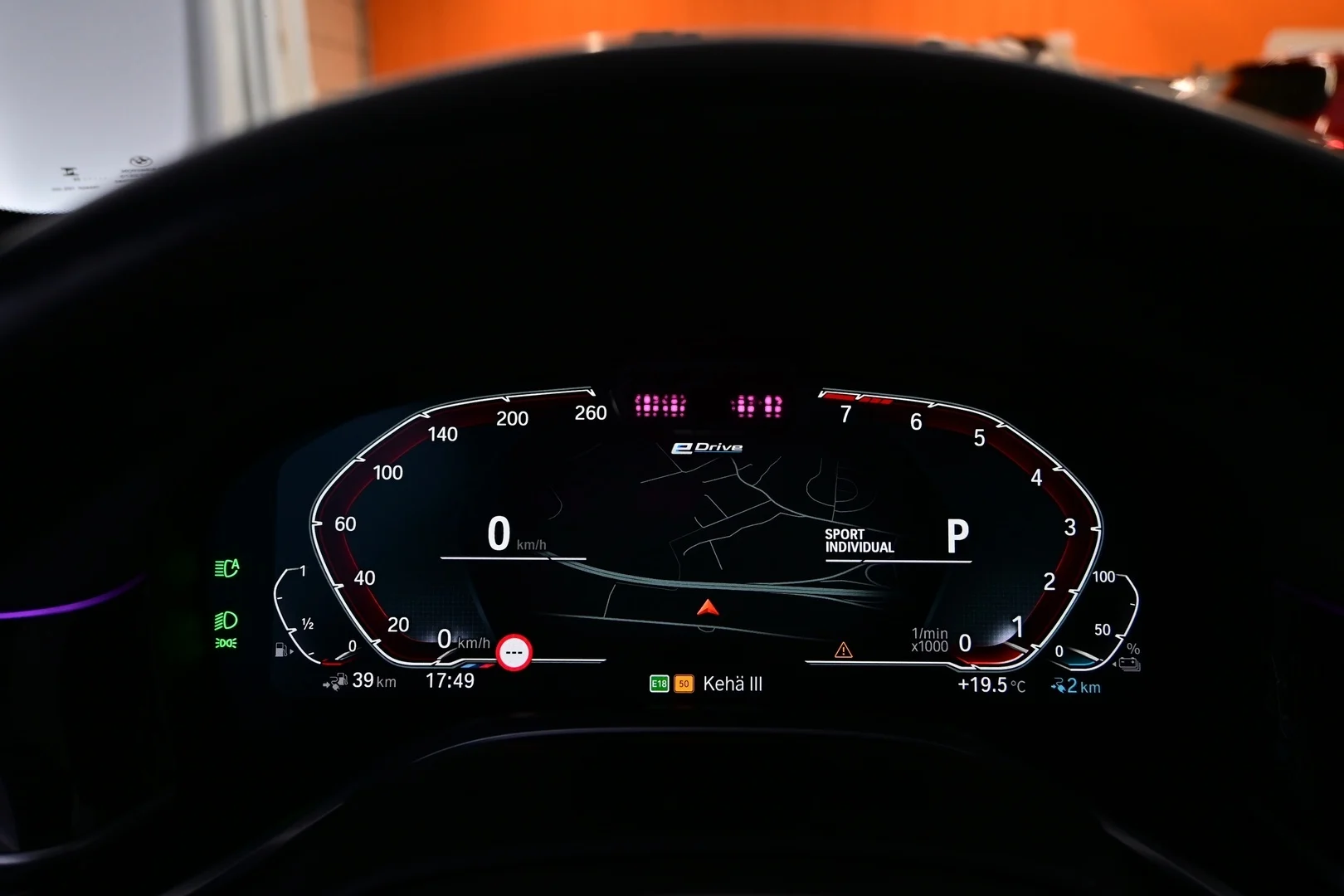 Car Image - W3H8PFELRnB9lYtpeRbJe