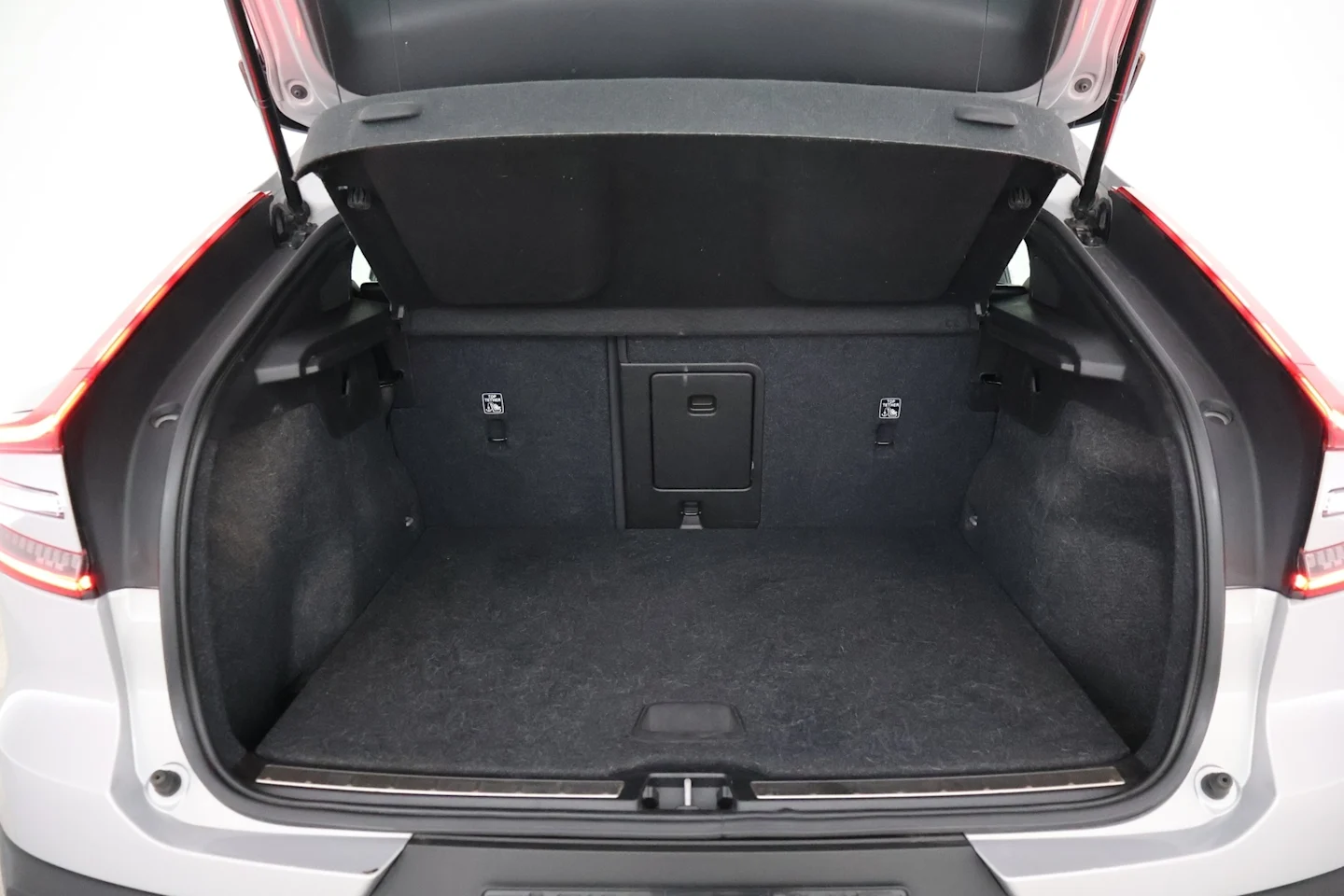 Car Image - 2WEjcSK5gfQeq9K0NFpatK