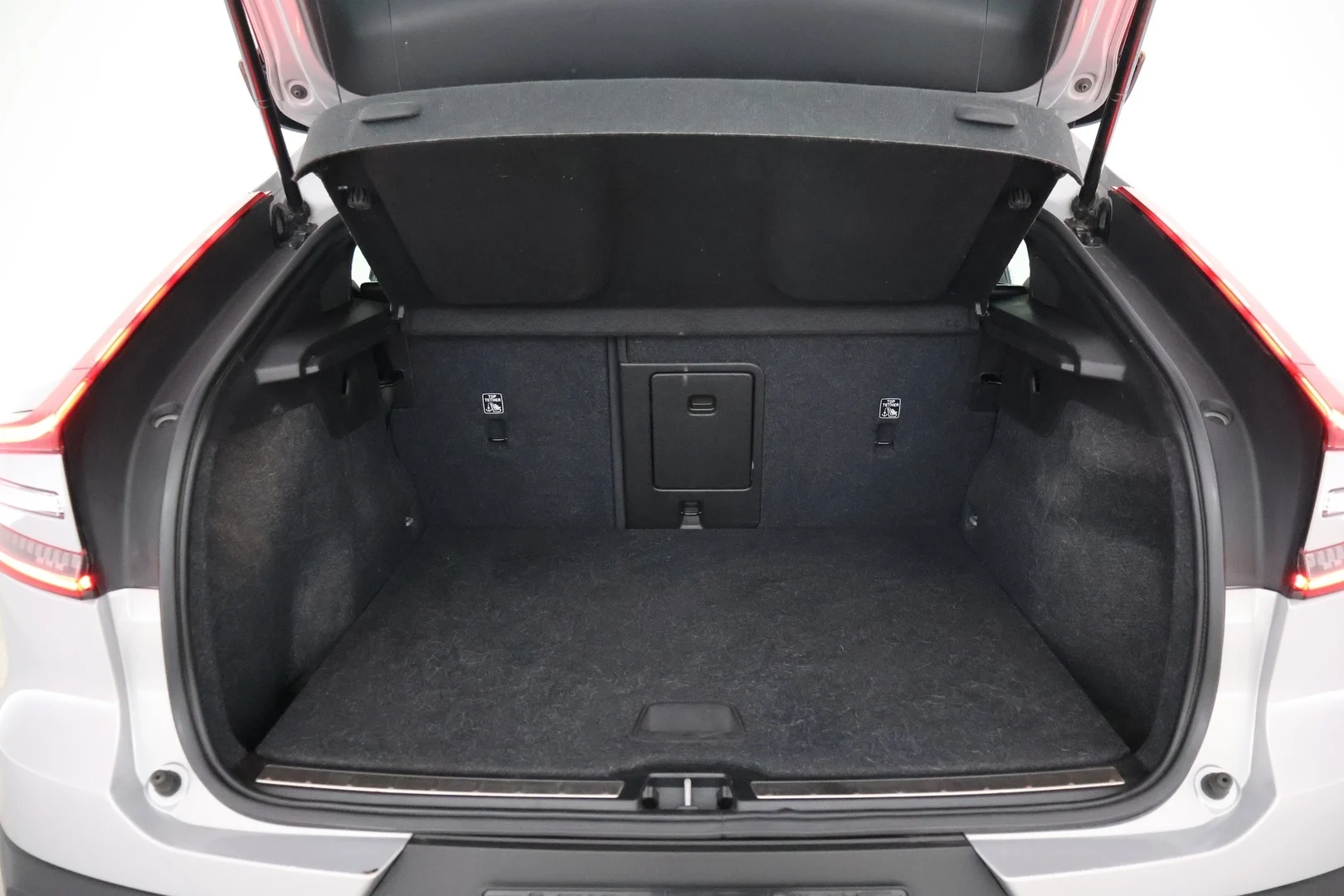 Car Image - 2WEjcSK5gfQeq9K0NFpatK