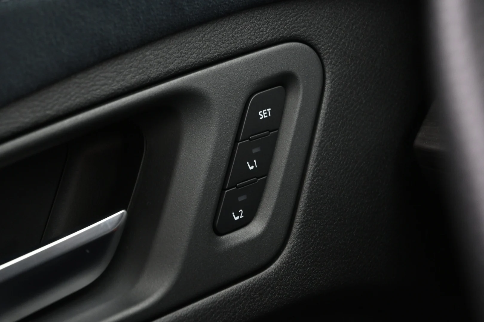 Car Image - 3XSbVpIExUhR4Rhxwkn0Ln