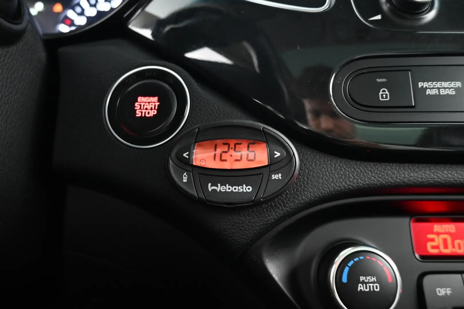 Car Image - 4oSsNYmeqWm1xGAPsQ9uVC
