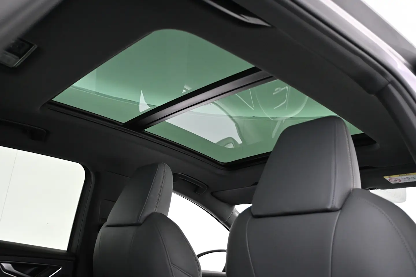 Car Image - 6Y3mLT303kXviRKQ3gvYe3