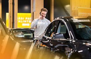 Kaksi vuotta on keskimääräinen autonvaihtoväli. Kalleimmat..