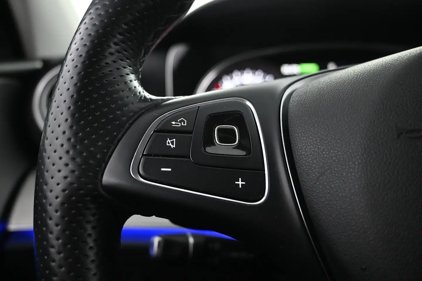 Car Image - 6PXKZis6RLVXOgttrQjxPw