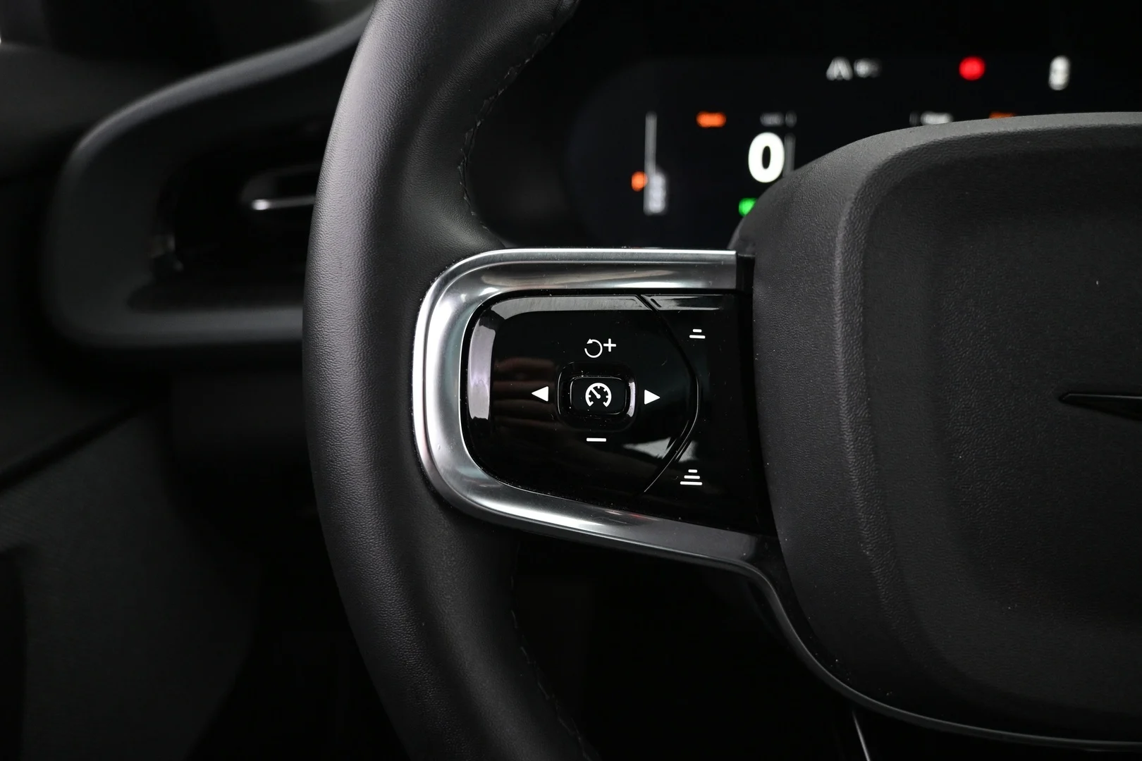 Car Image - 1Nr5d4aNI3U67UsGjAifvY