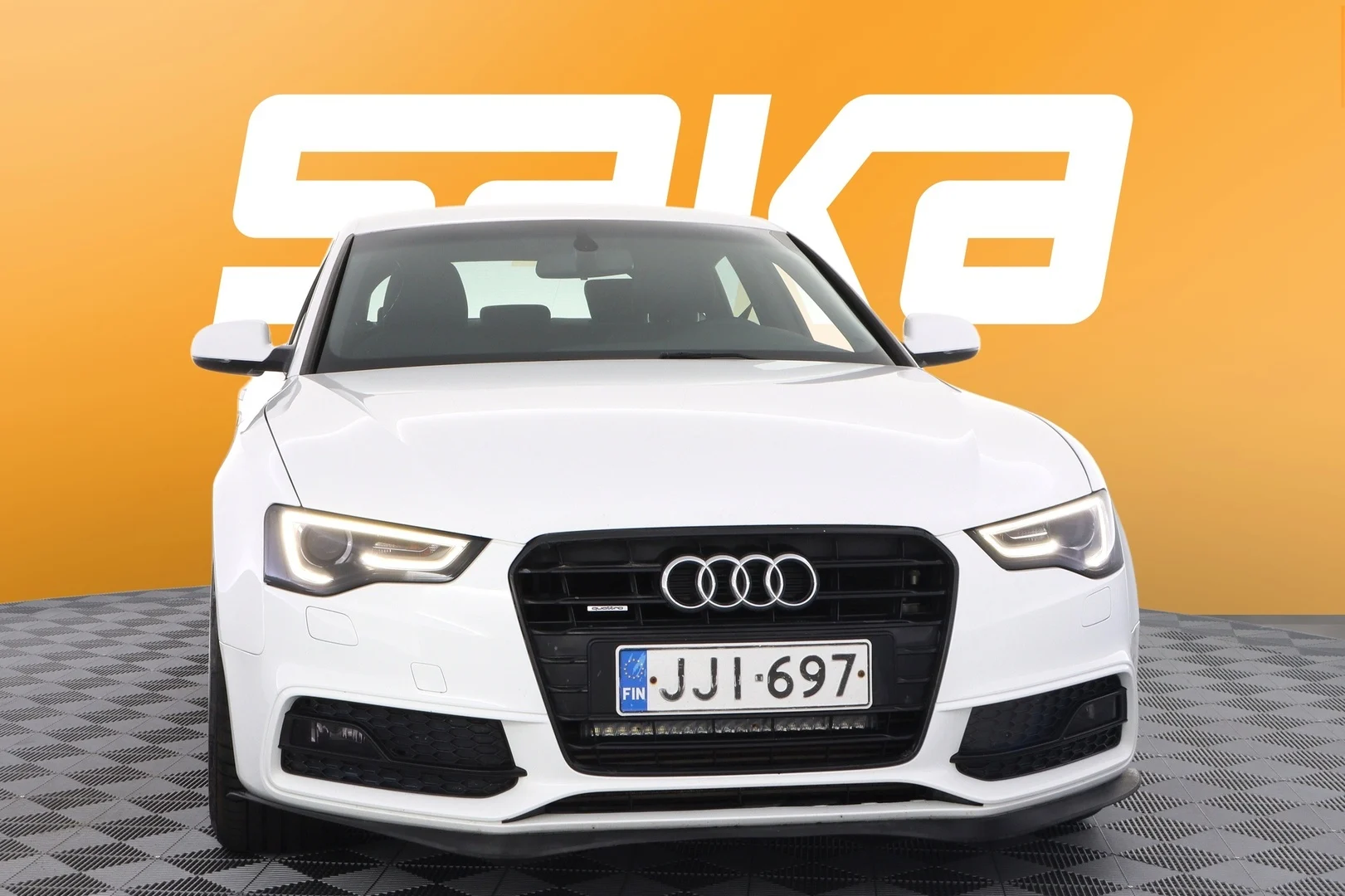 Car Image - eW6sxIuEE7wu8WdNbwc9z