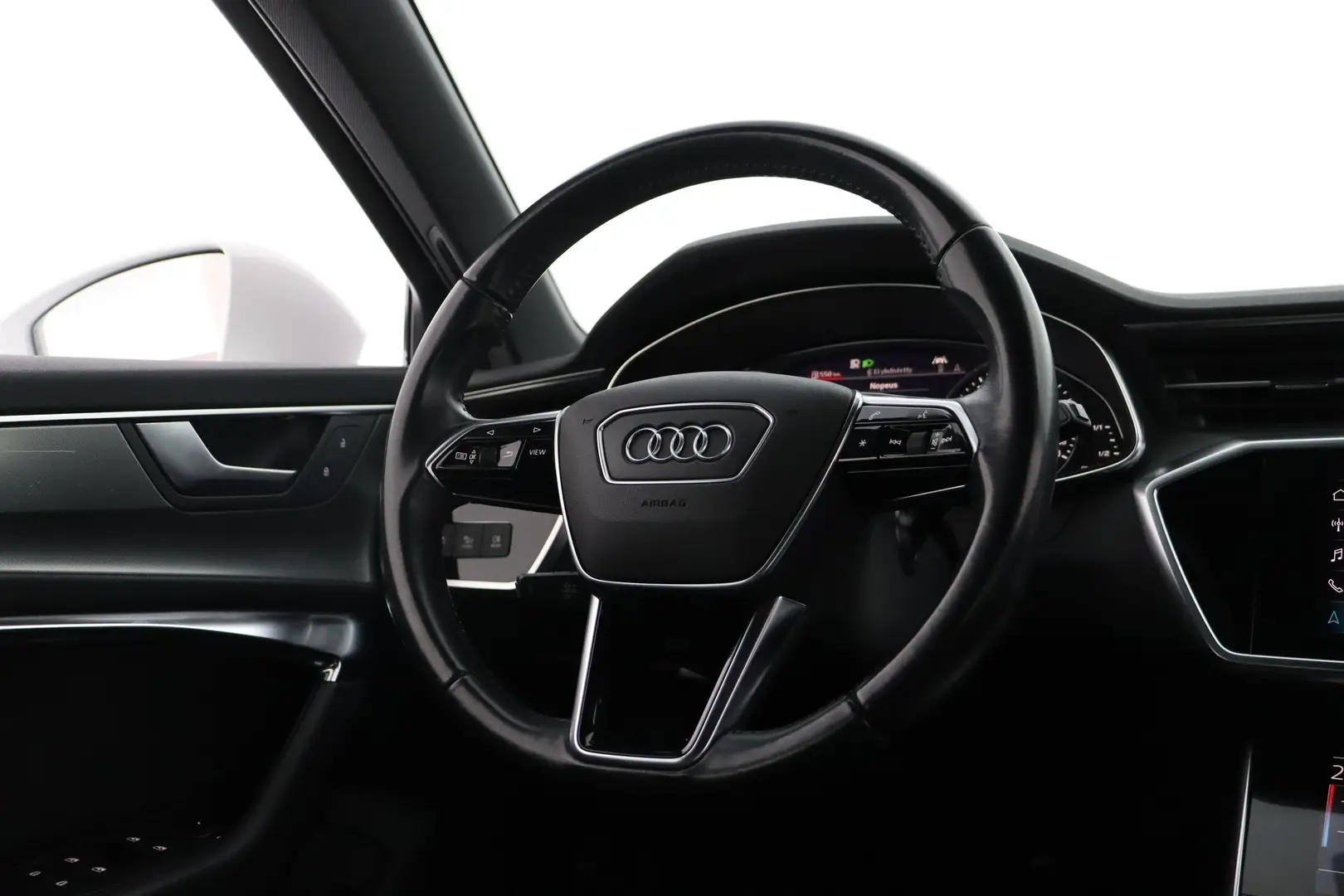 Car Image - 1Z5lSyUf84rmZEmj0agEGF