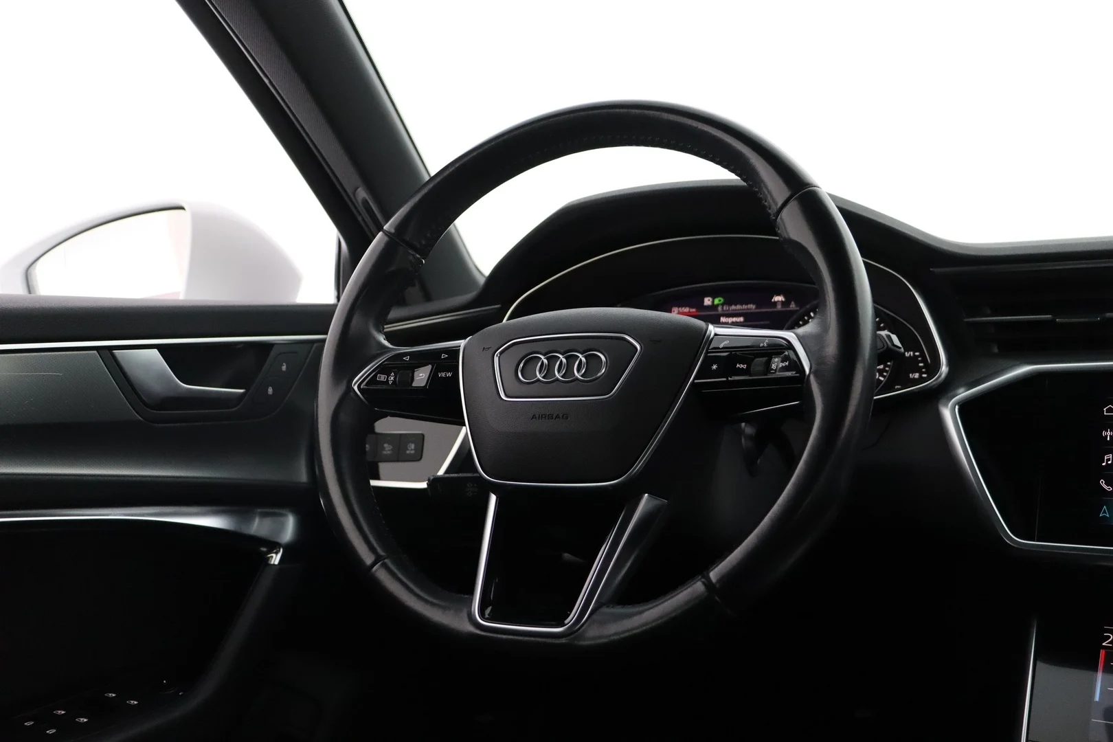 Car Image - 1Z5lSyUf84rmZEmj0agEGF