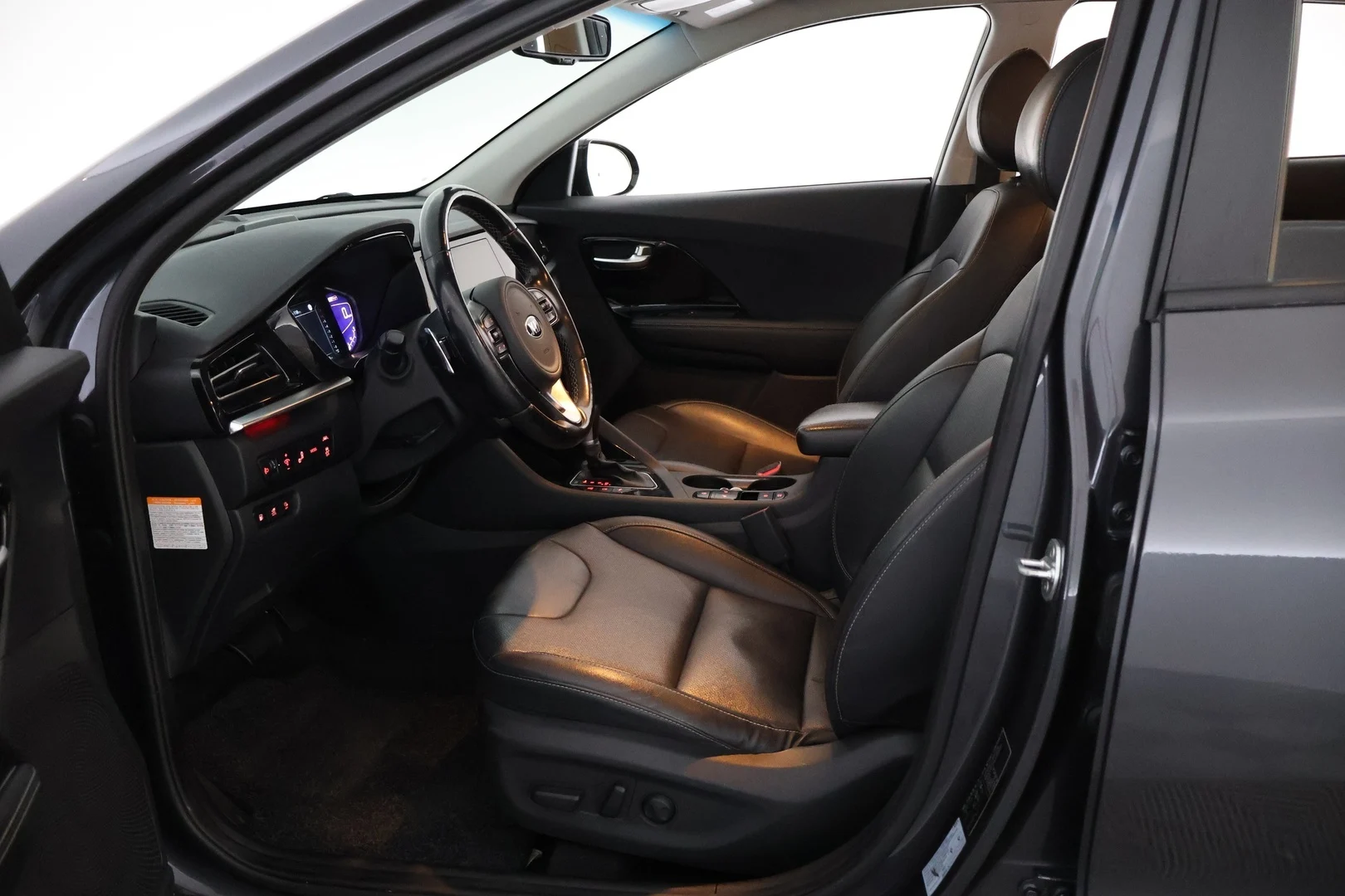 Car Image - 1AxHuE1o3hVcBGklqWi4FH