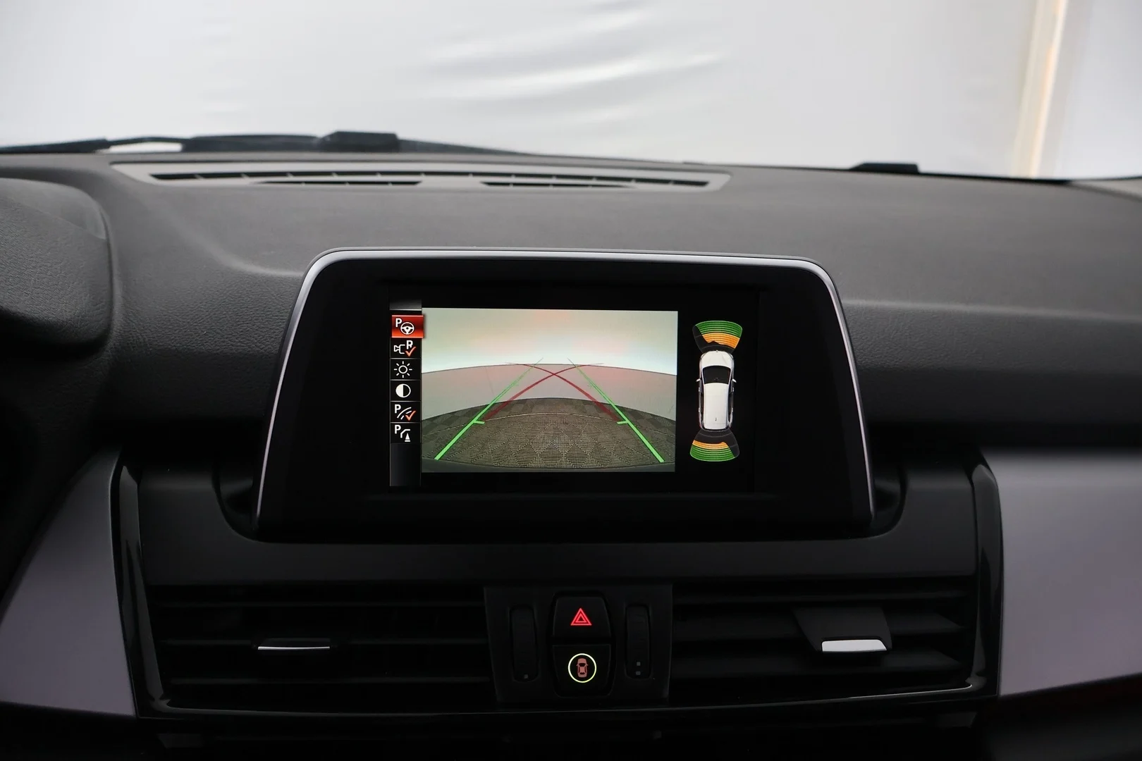 Car Image - 4fKCMKte8qnqNEjqPrce6c