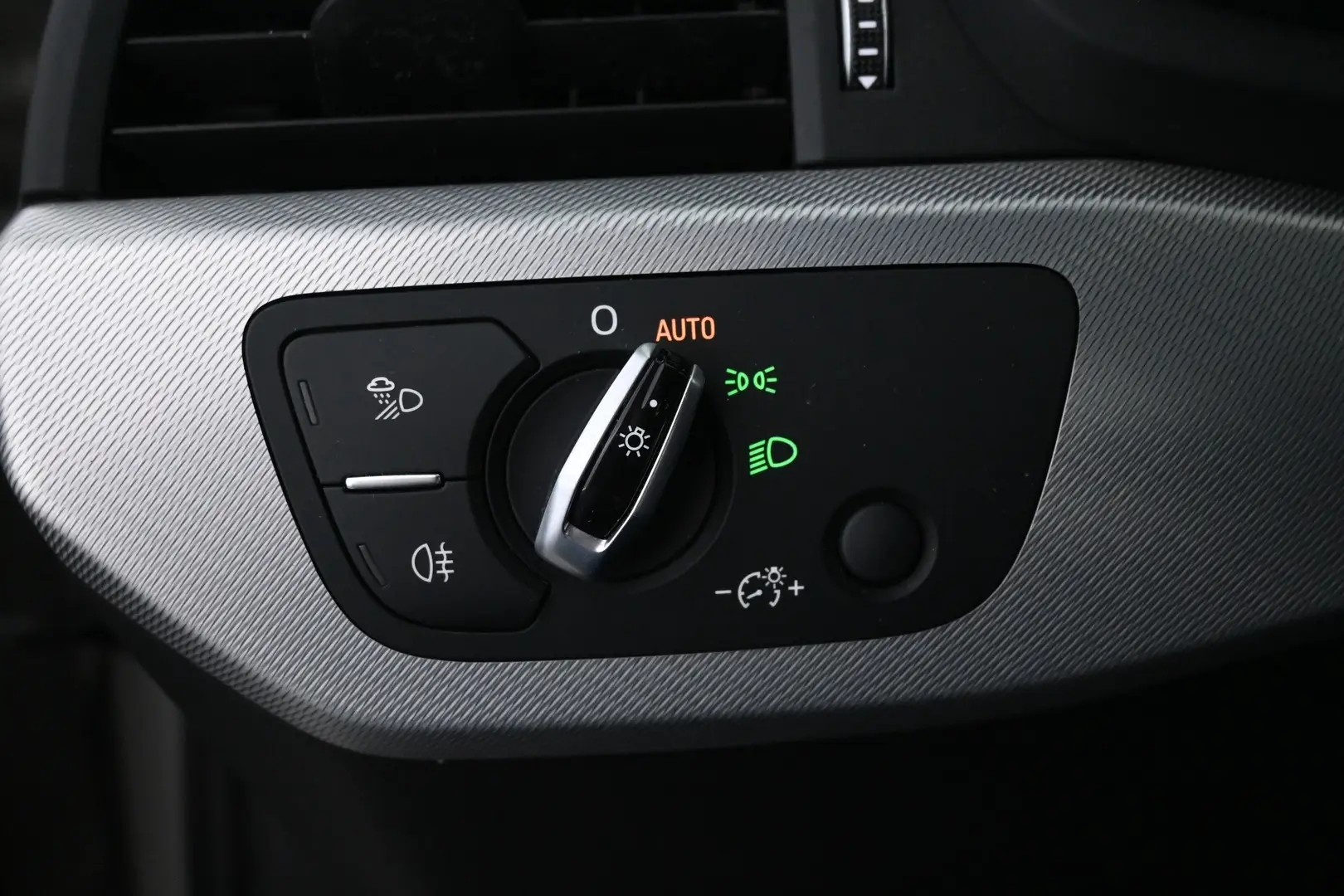 Car Image - 4XCgPPnmjDRQHKhImC2Vqv