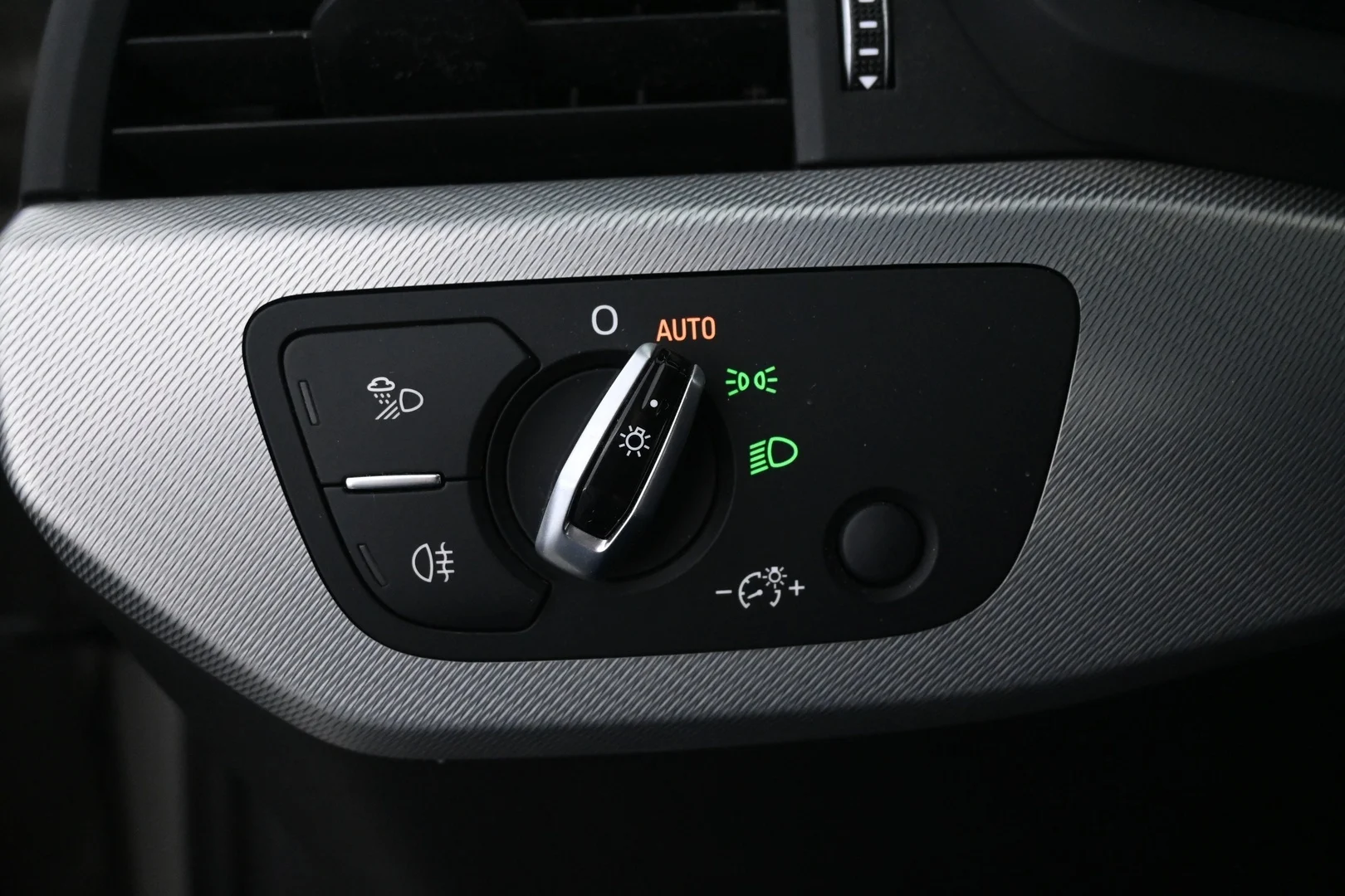 Car Image - 4XCgPPnmjDRQHKhImC2Vqv