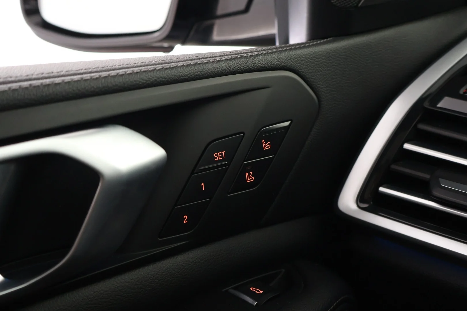 Car Image - 4alZHVZq5l0880AWe3h7Tt