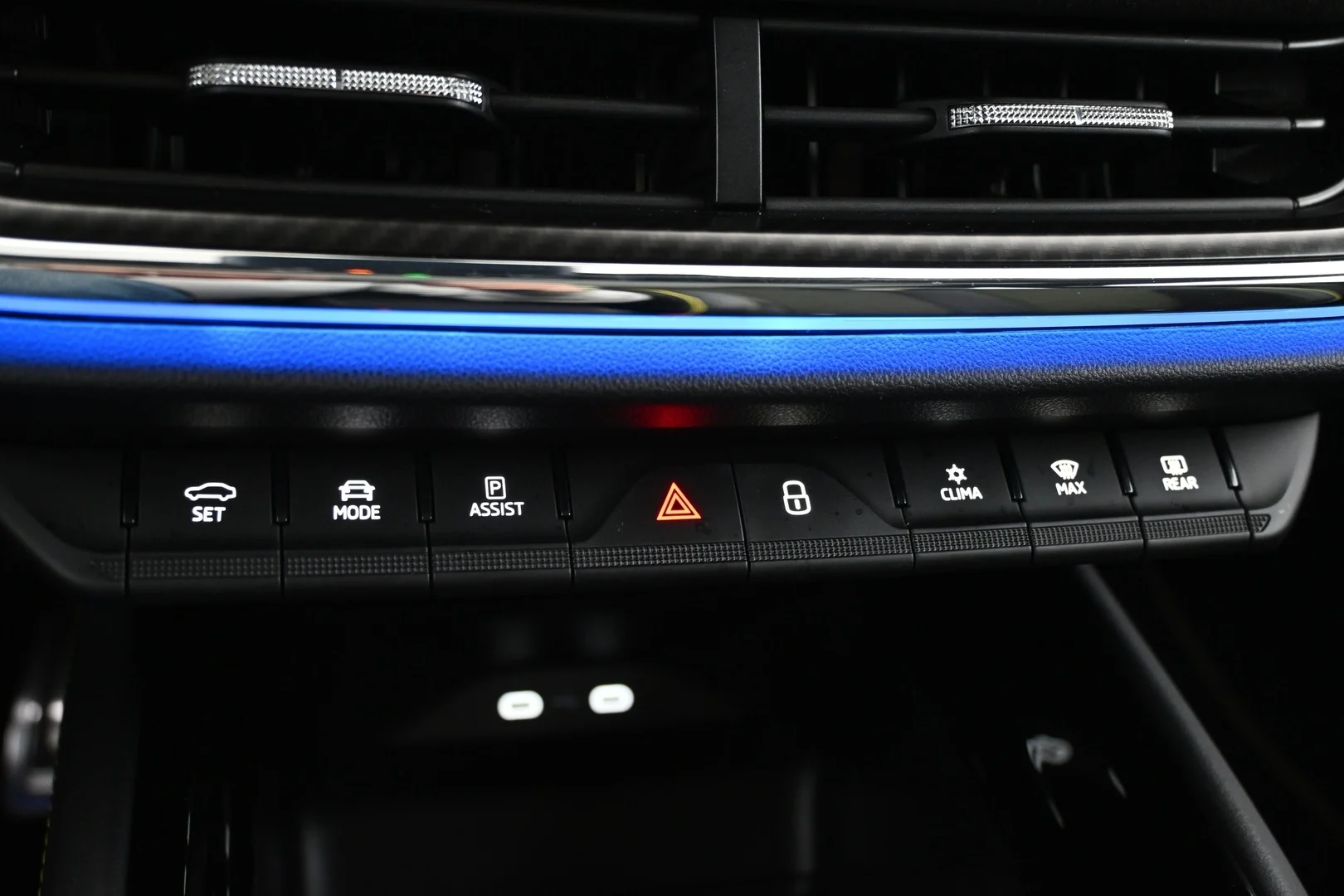 Car Image - 3yCmD1TcRSi3cwmAqdvtpU