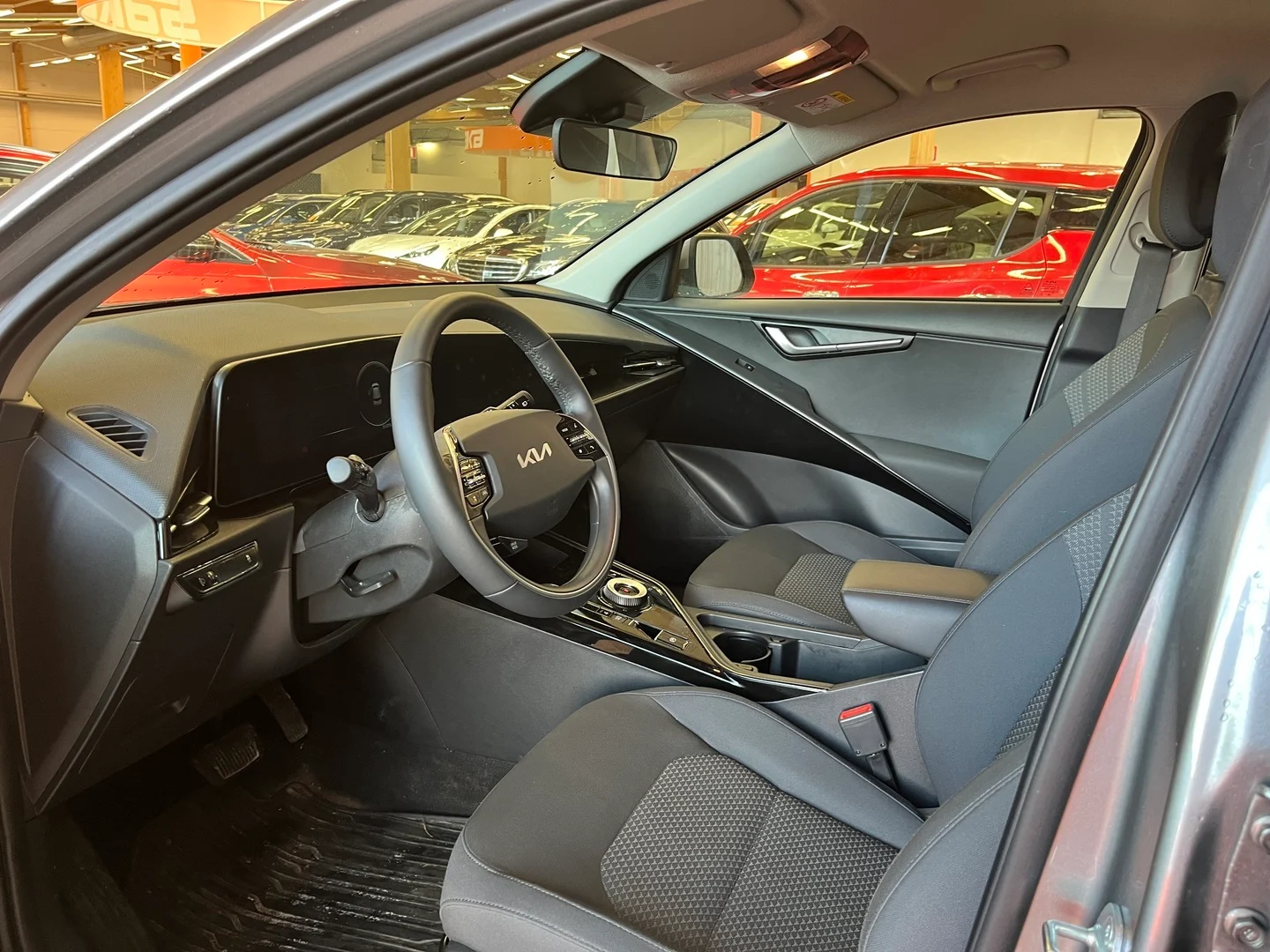 Car Image - 4Ms1D6xBzgDWorv7x4APdN