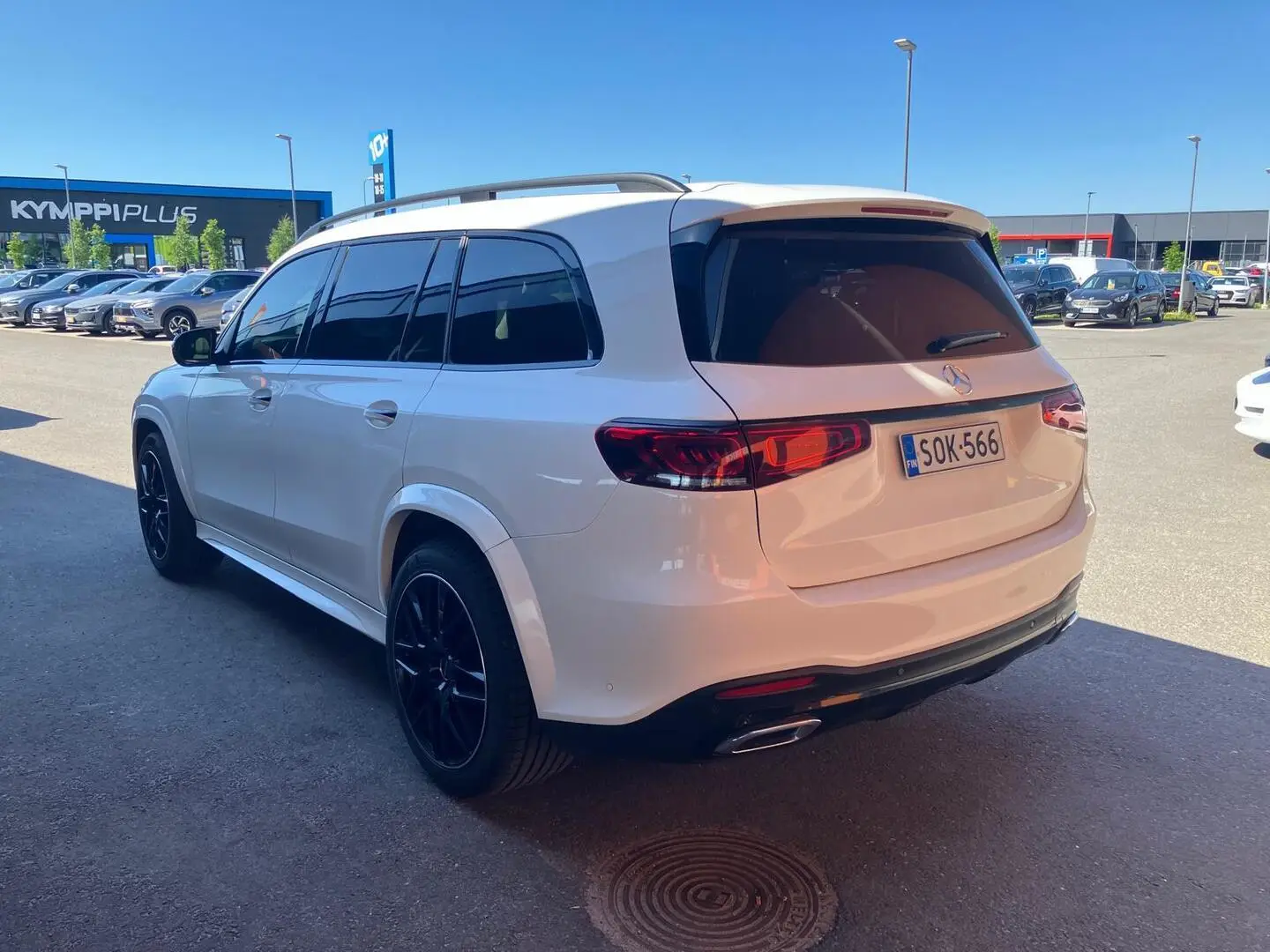 Car Image - 2Ii9moRLNbPzv5dqIkkX6B