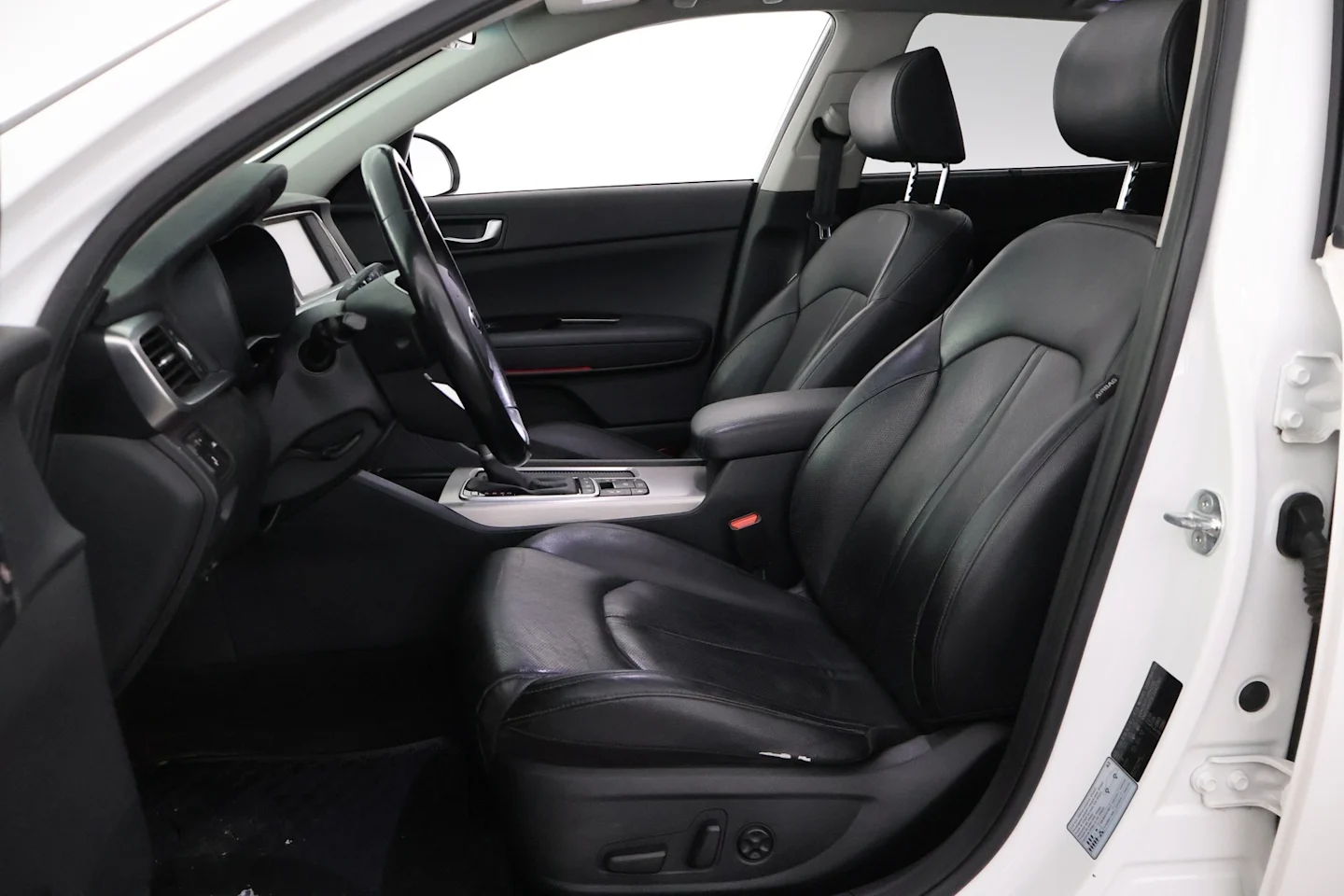 Car Image - 2gZYqtYXHqkga3HXtTmjOL