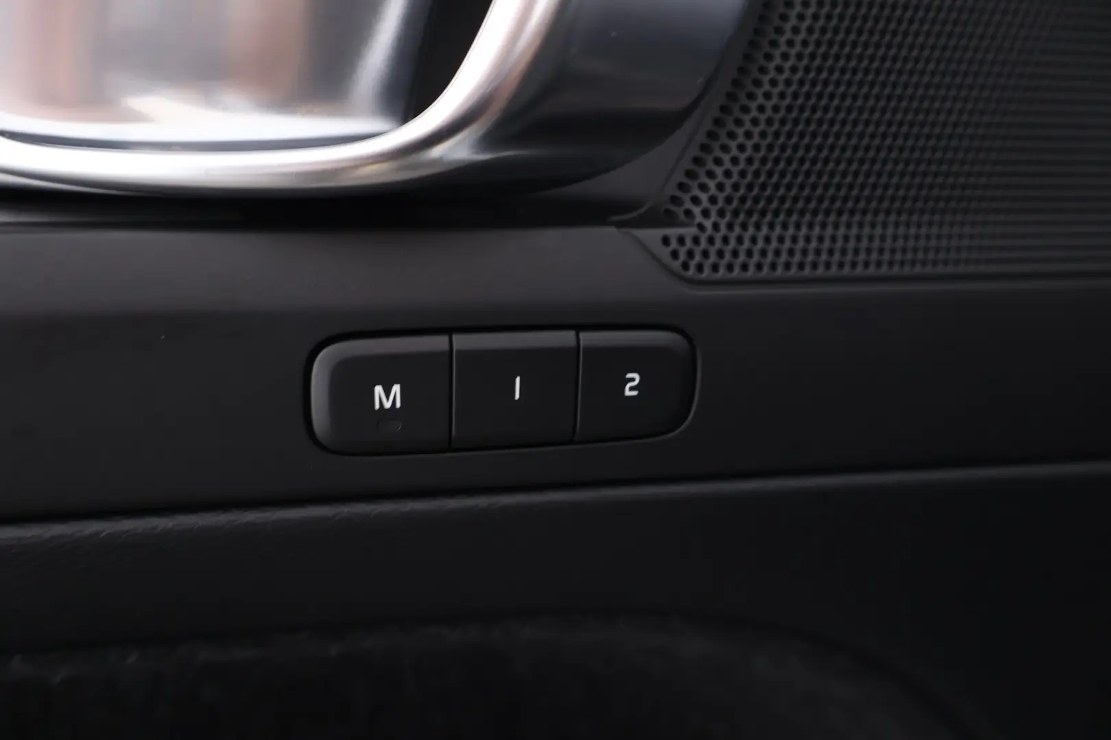 Car Image - 14GtTpvFEddWXQkFWaTIgR