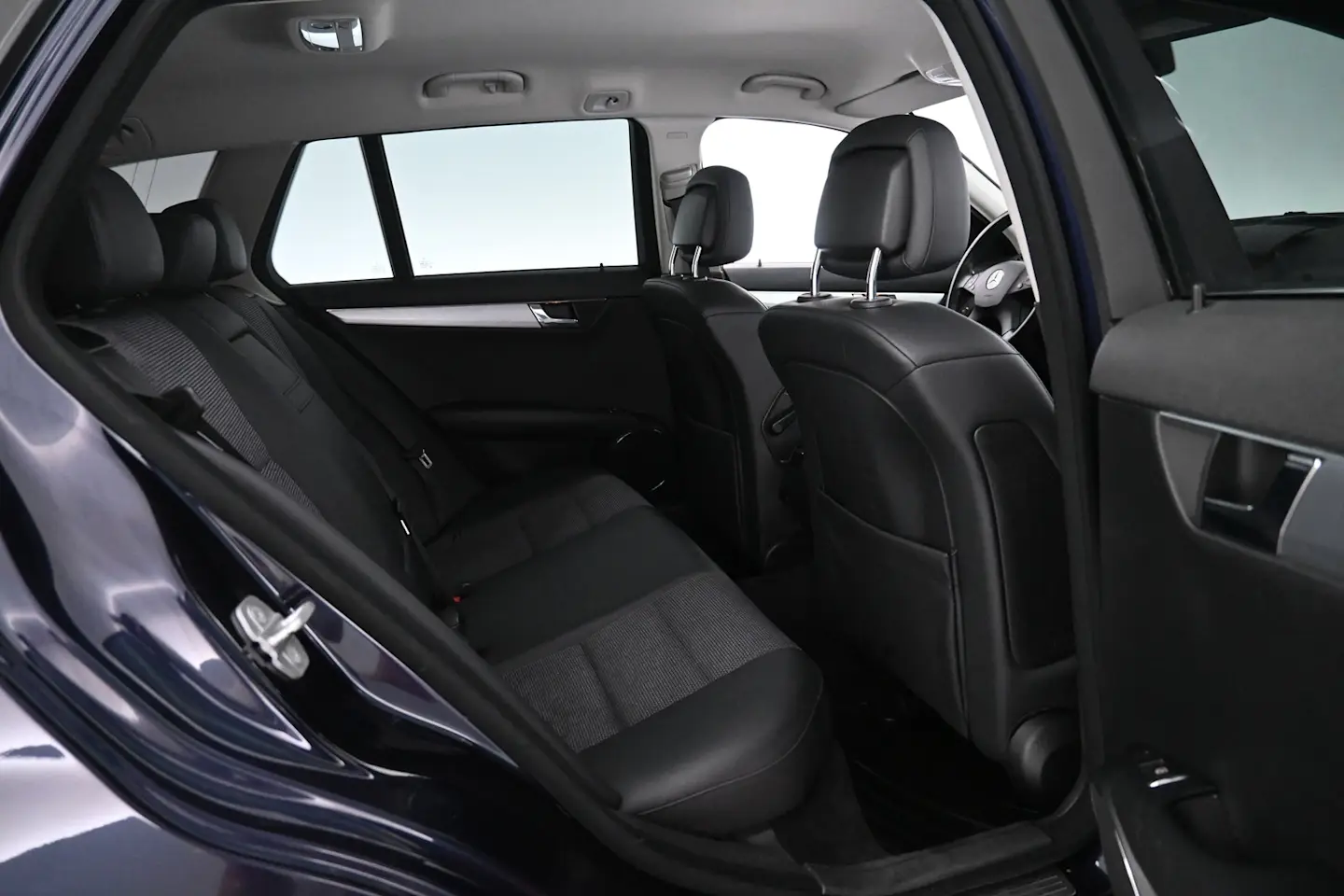 Car Image - 6fStvv0a9JeRErdvk8hUQ6
