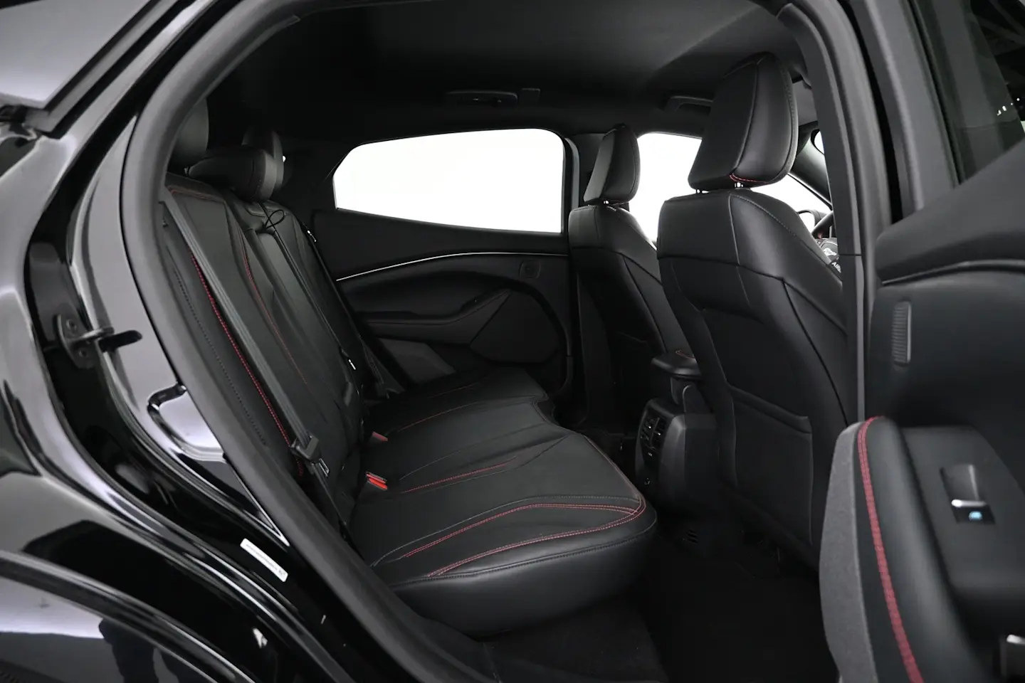 Car Image - 2NtY9ZnU68GQga3ahMmU2g