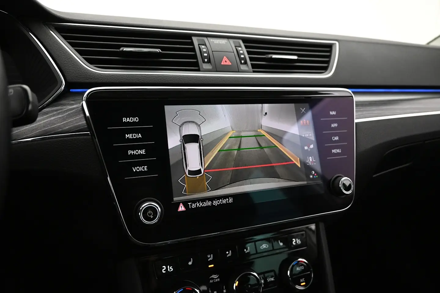 Car Image - 1mRM6aVx5eEYs2MTcgbr3T