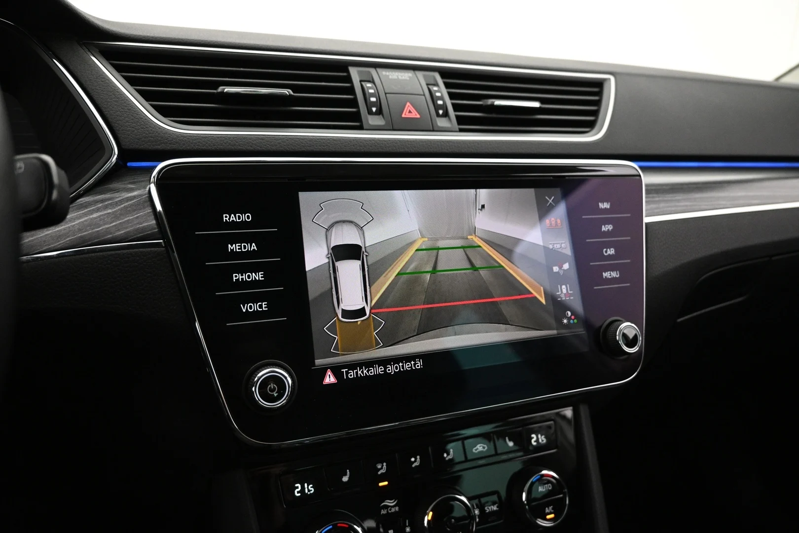 Car Image - 1mRM6aVx5eEYs2MTcgbr3T