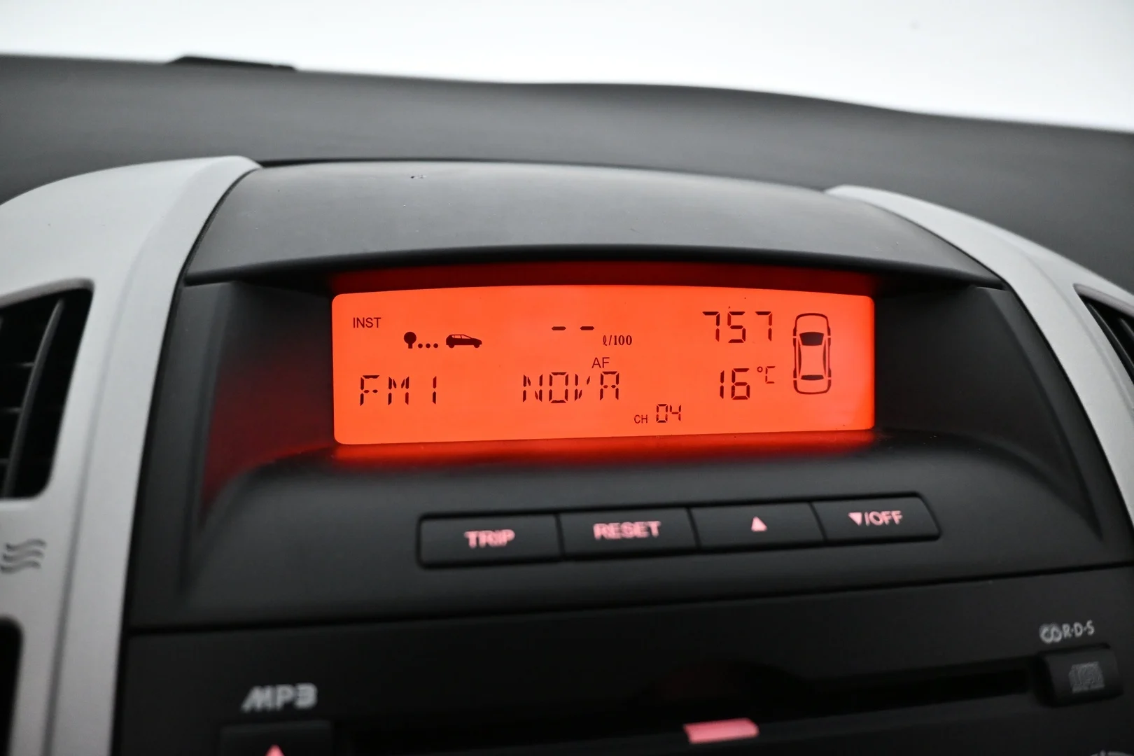 Car Image - 454xugSHc9dMUNam2zJUhE
