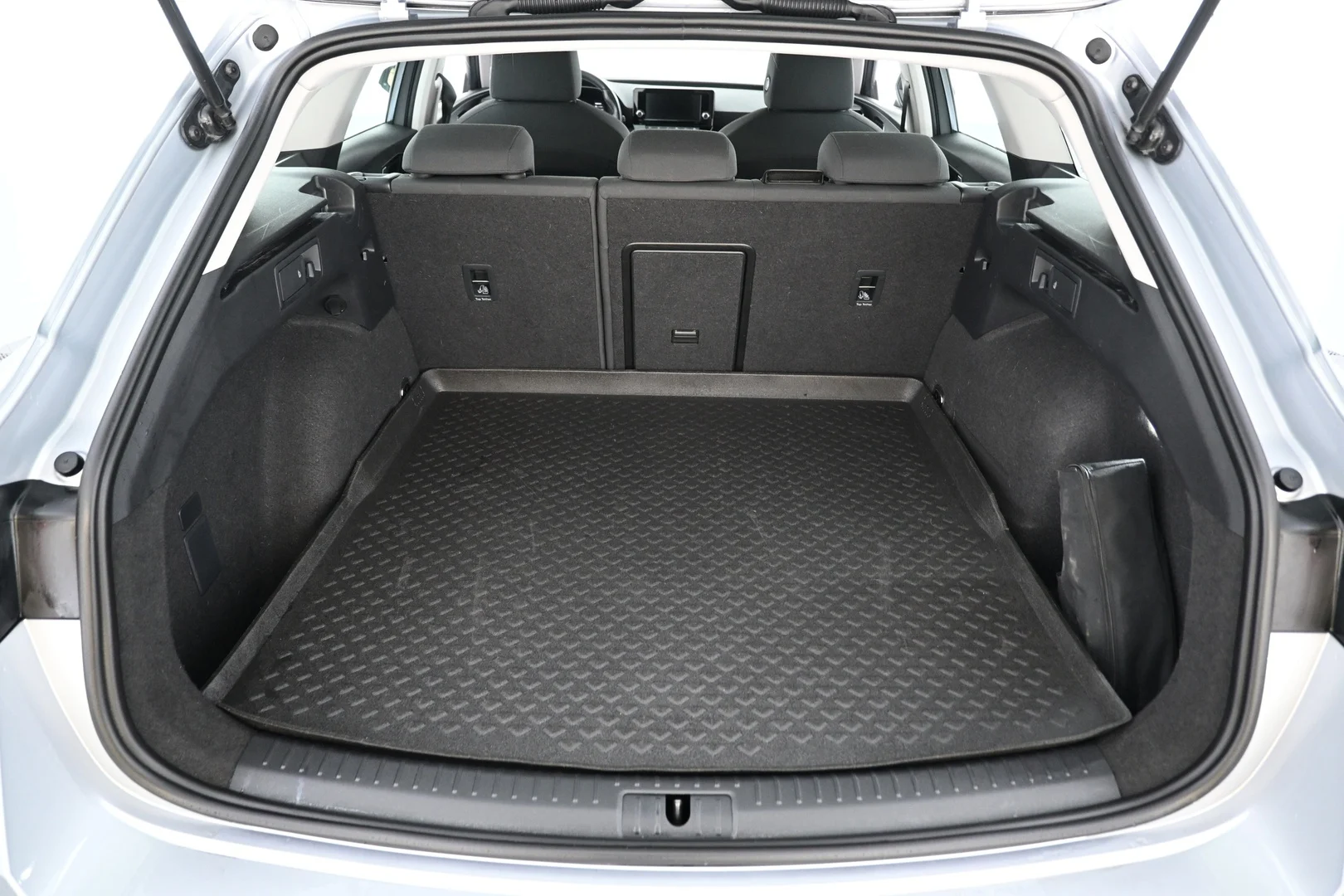 Car Image - 4WNkBK9ejkdsVOyEsv4wEy