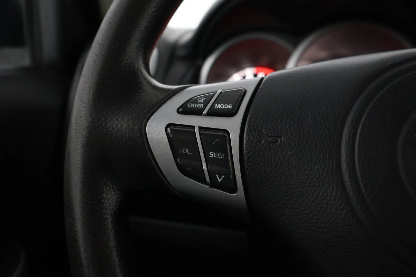 Car Image - 4P6E8JVyfutr3nJwIBJSvz