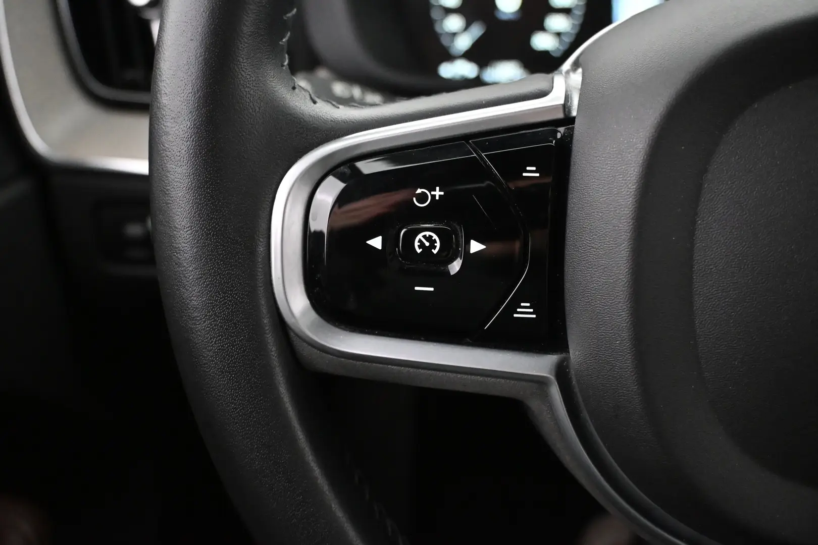 Car Image - 7HCehXneahAUgPckT9vo1E