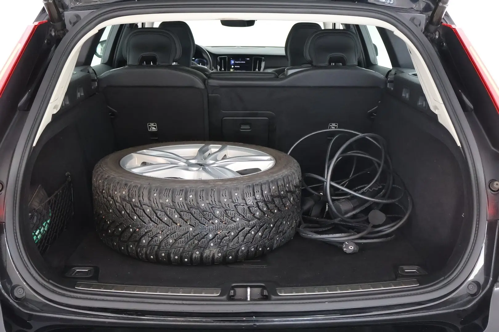 Car Image - 7LA0b1P9LTHyRHp7lqqipq