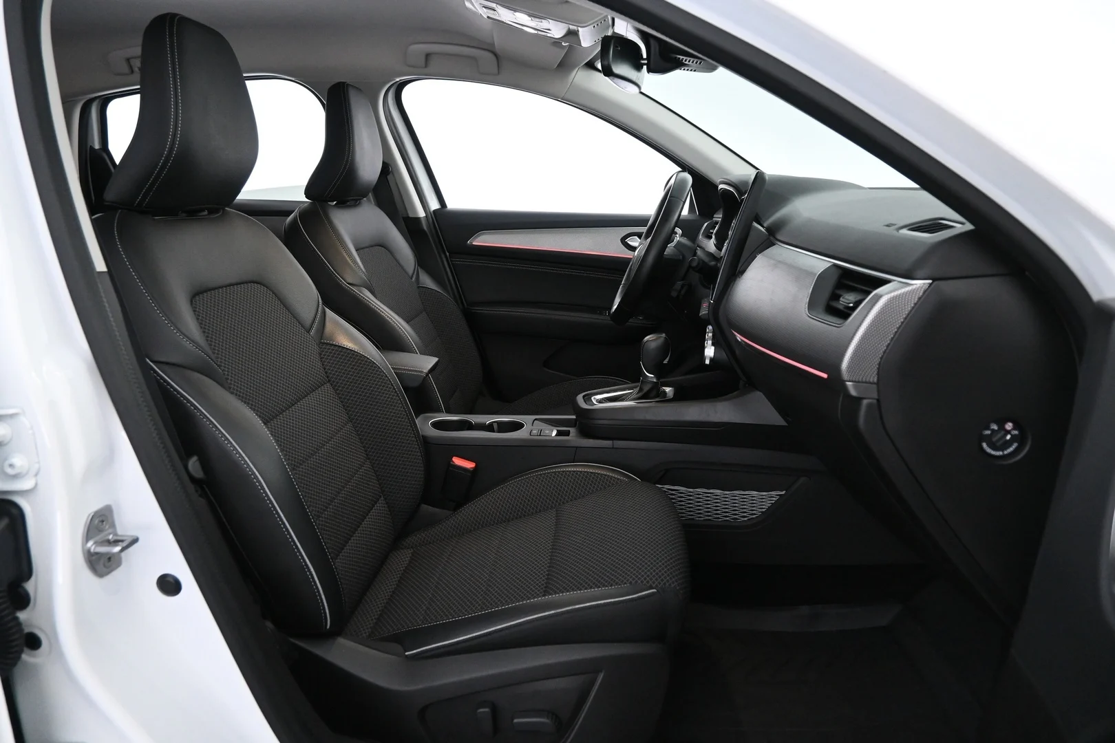 Car Image - 6DD1jls0Yzb548Y2zXErCv