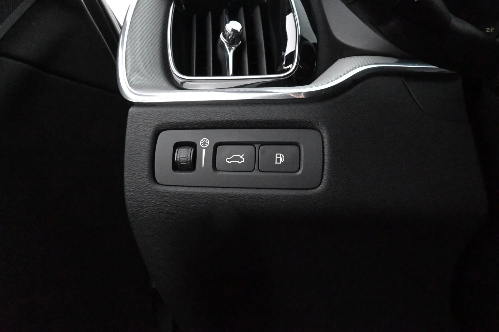 Car Image - 3JpudFtsEEdAkUsz4wIgm8