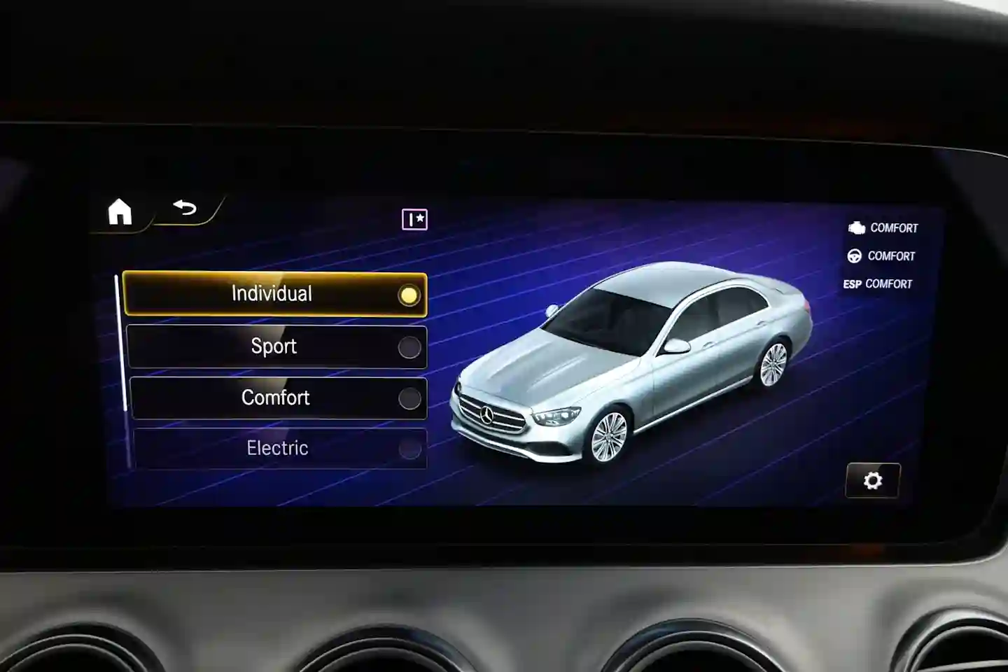 Car Image - 7t70eCS5KD9S2XgGO5uJfd