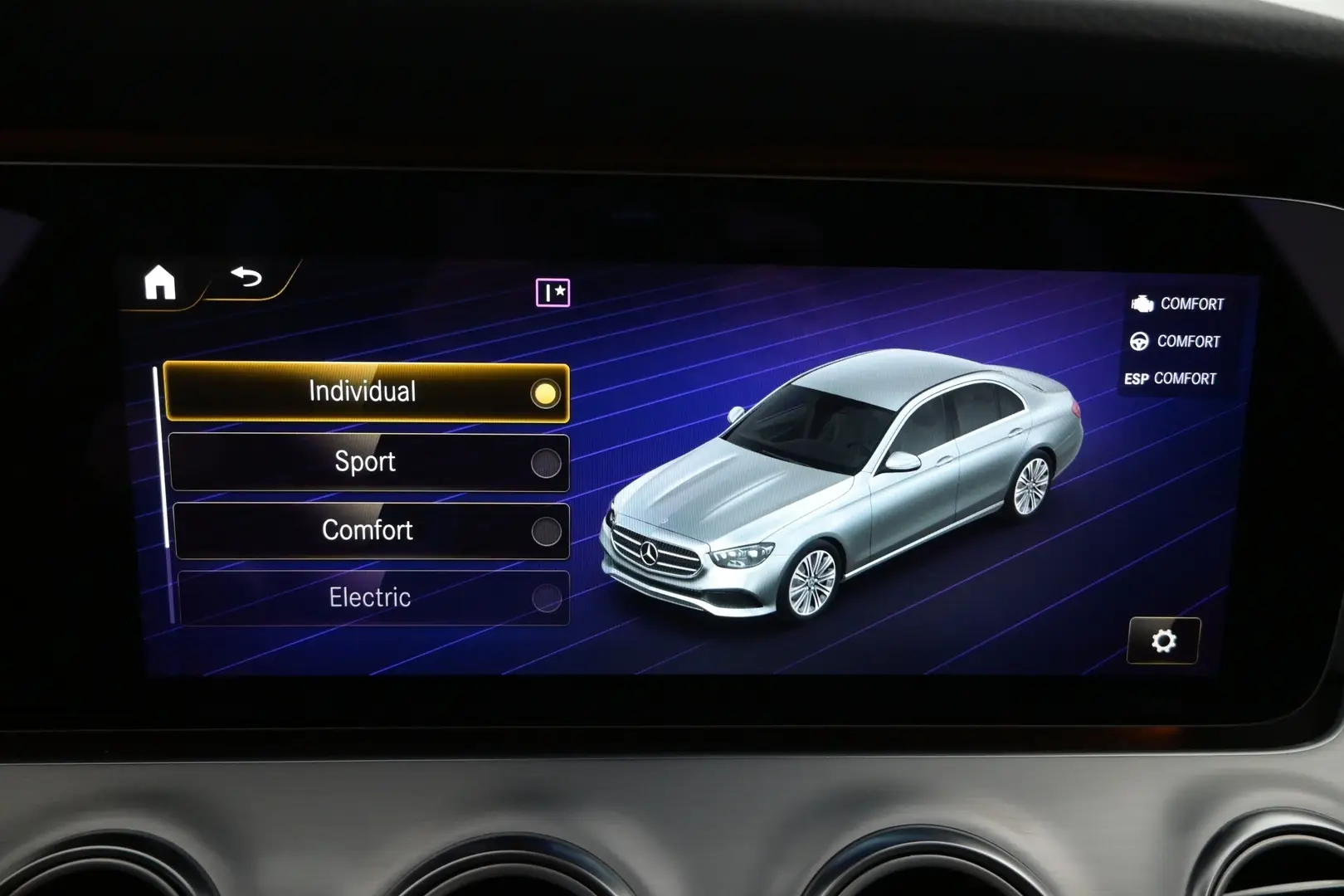 Car Image - 7t70eCS5KD9S2XgGO5uJfd