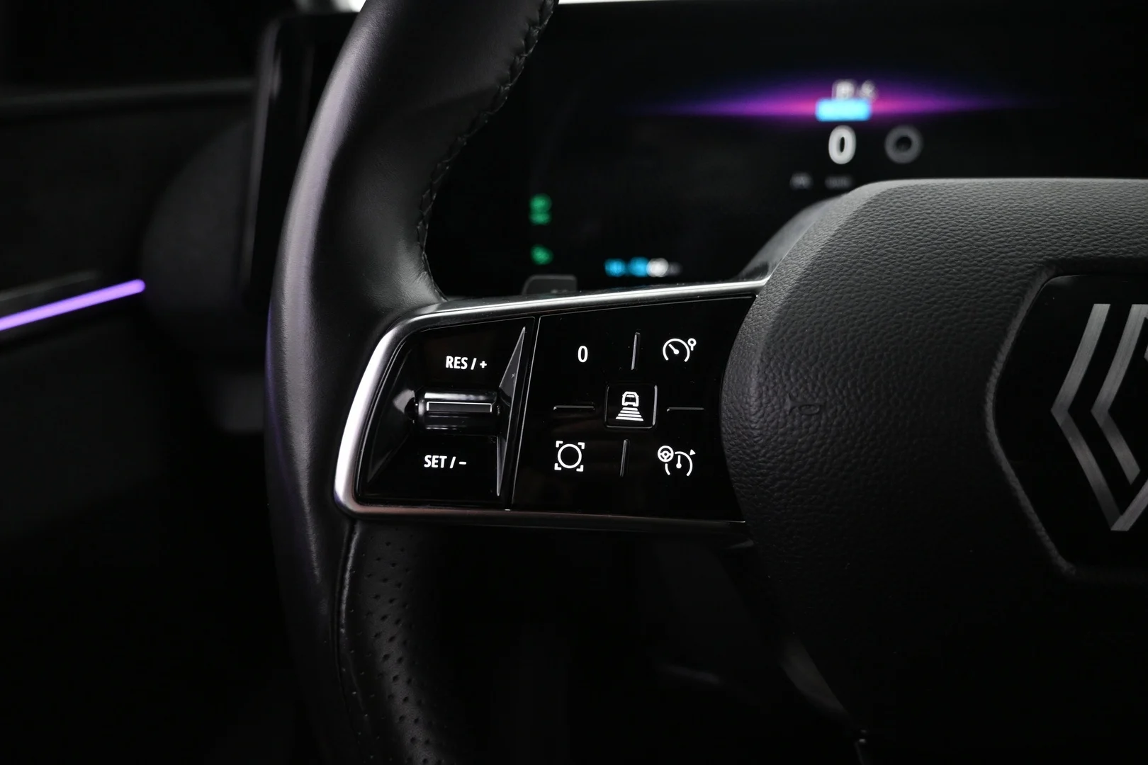 Car Image - 4SsNRxEsAZVGcAHUMzXCw3