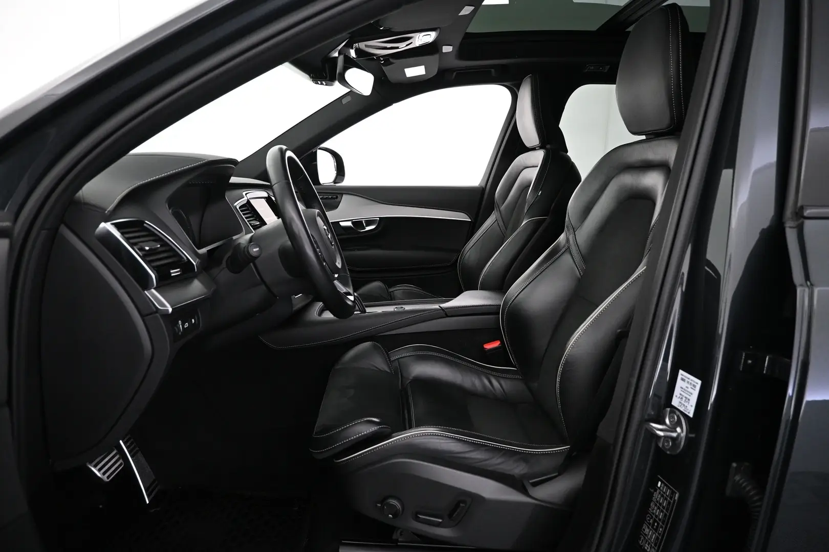 Car Image - 1AMuG9Je06uX0evOAEOkYc