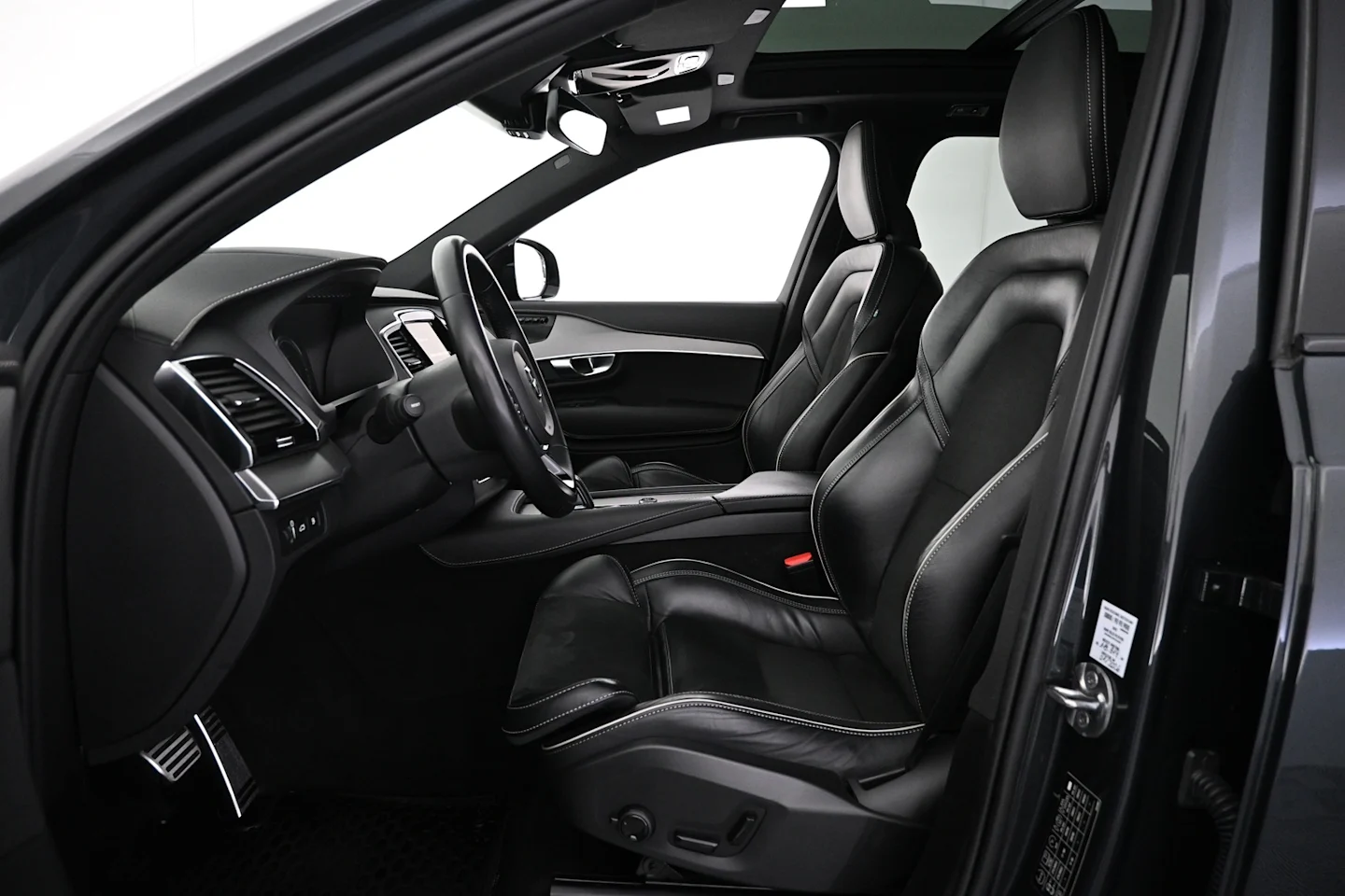 Car Image - 1AMuG9Je06uX0evOAEOkYc