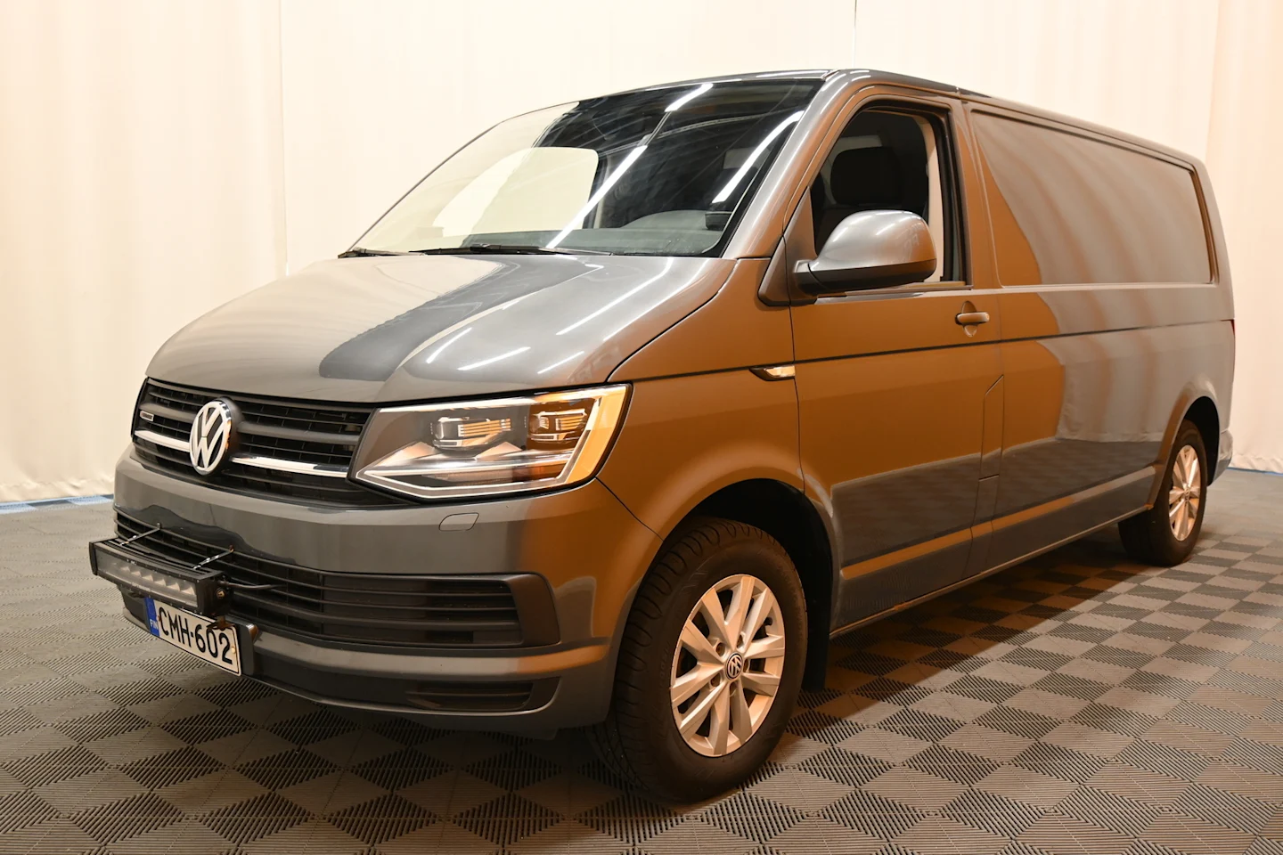 Car Image - 6Uf7doUgxTa9V12IdZXfEq