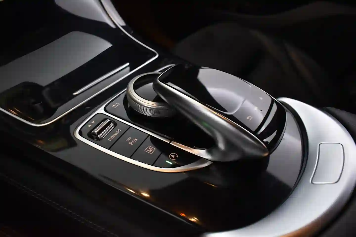 Car Image - RLCnEQRn3Cz2TgY39MSnq