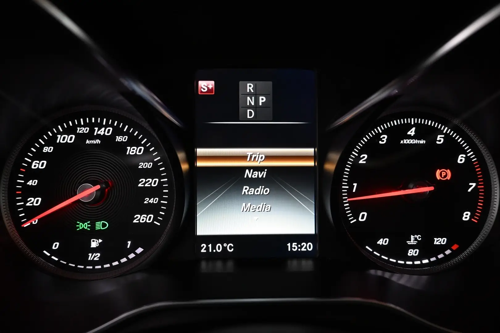 Car Image - 5I6QvD6NHEatTZWDhsLR91