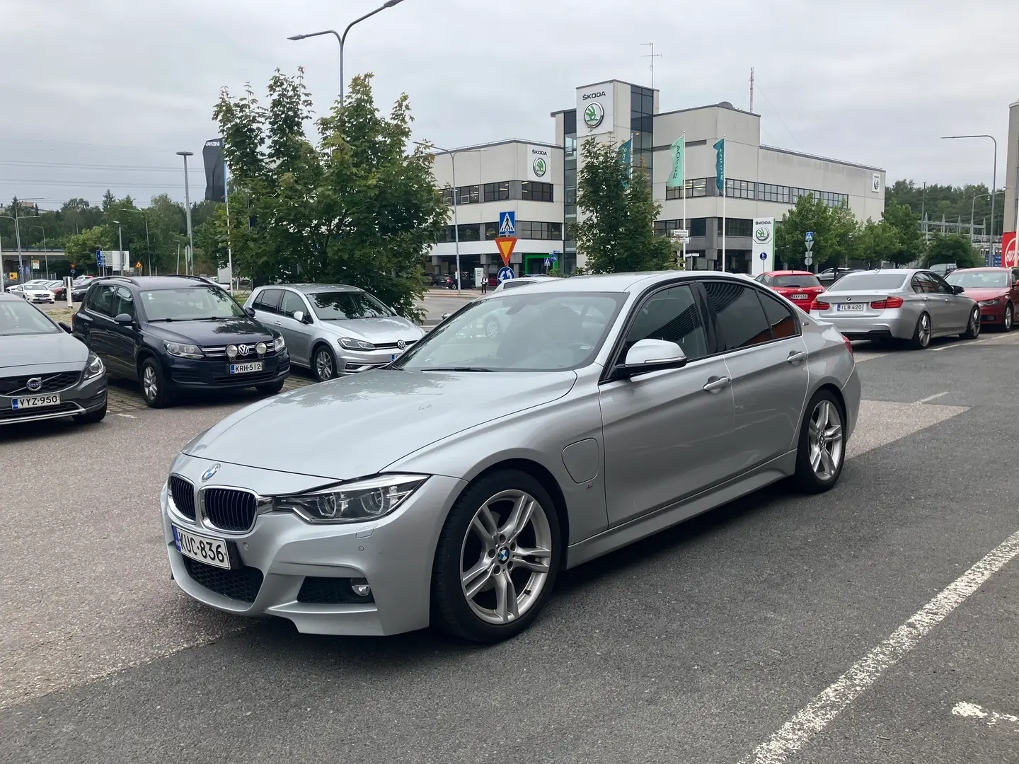 Car Image - 2jSuG5JF1K2S8AQTpXl4lJ