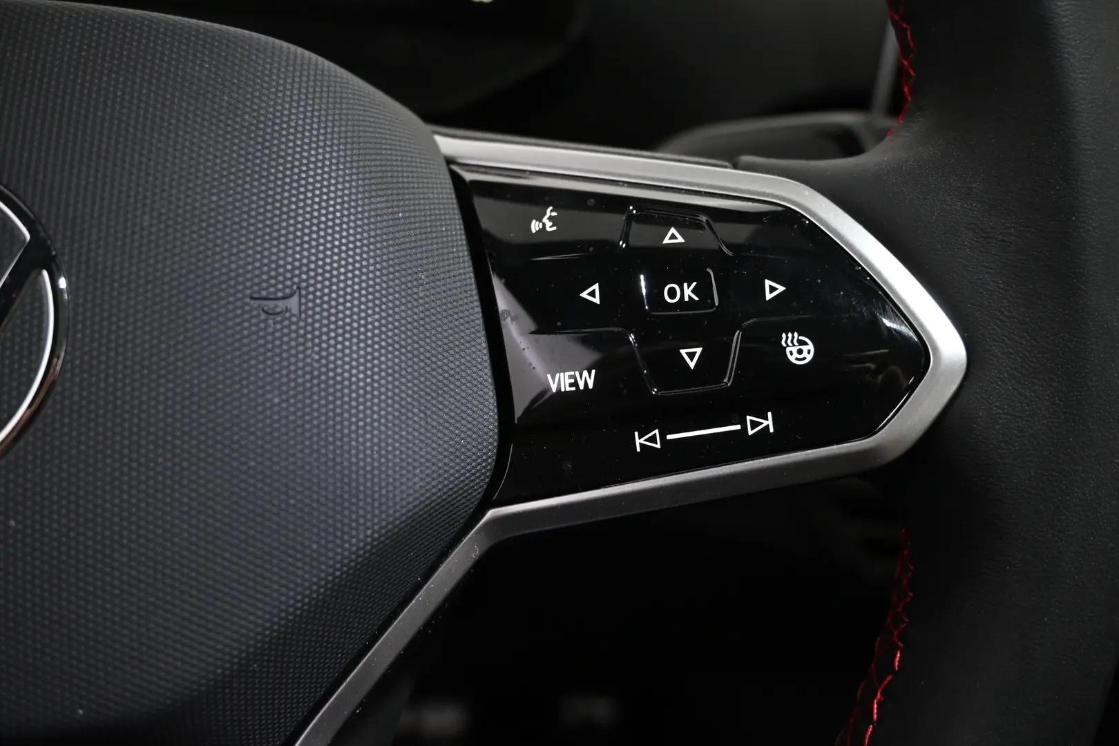 Car Image - 7Dc1ei1MTpCctrpF5VVZEU