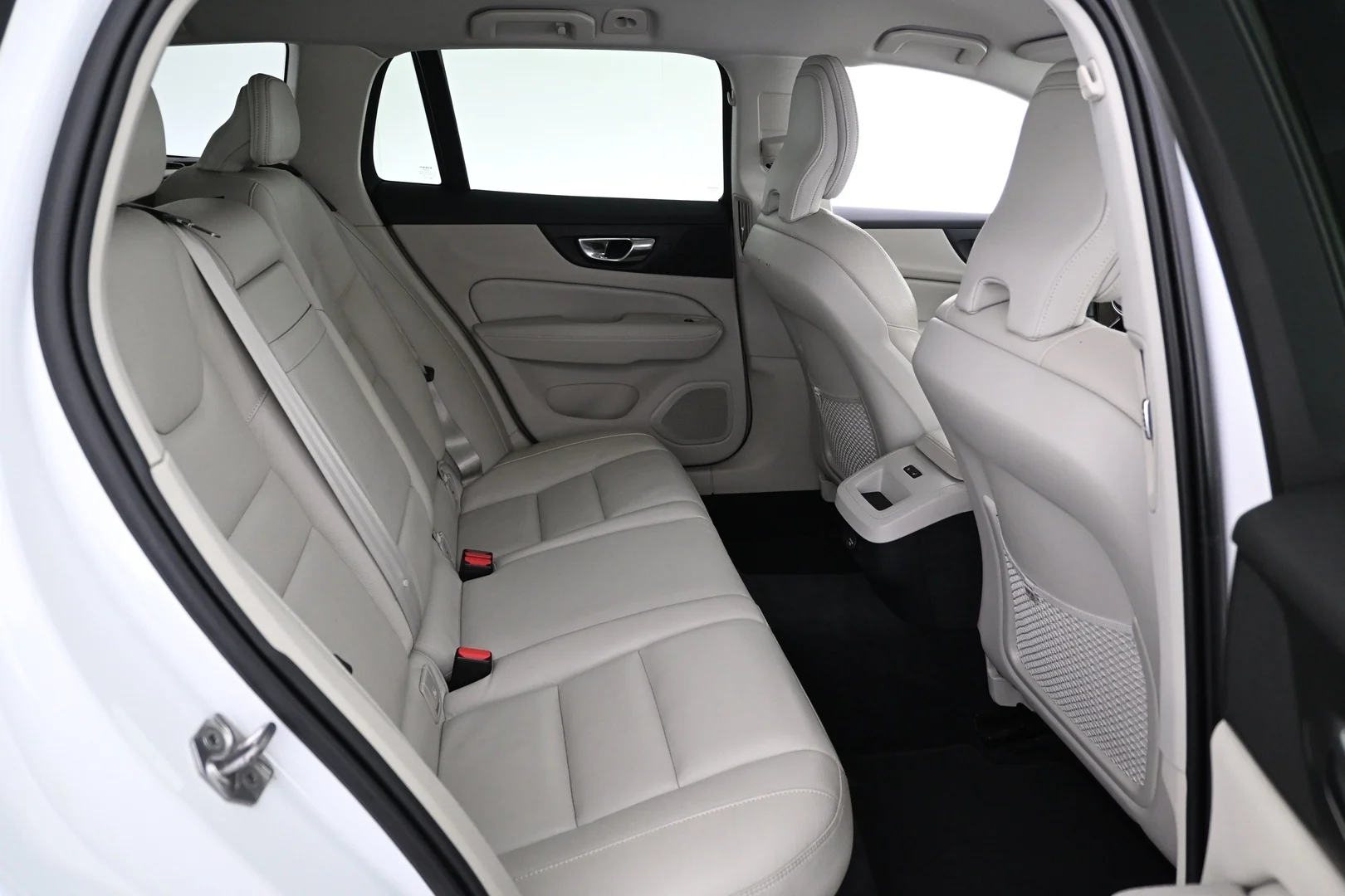 Car Image - 2k0FRgRWIUHUrpMH8j56Mm
