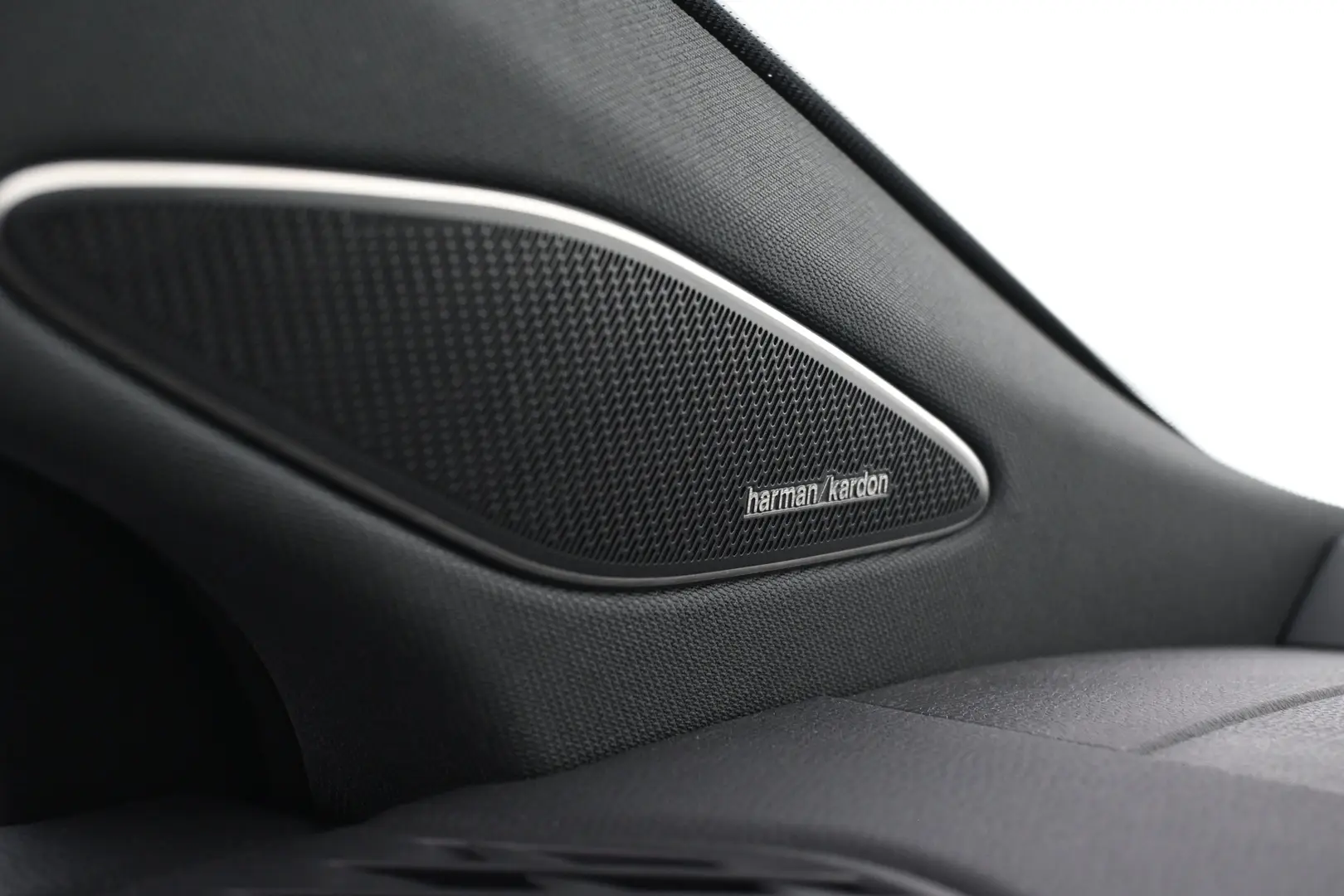 Car Image - 7BB527Esvl5SSDItlEv5ct