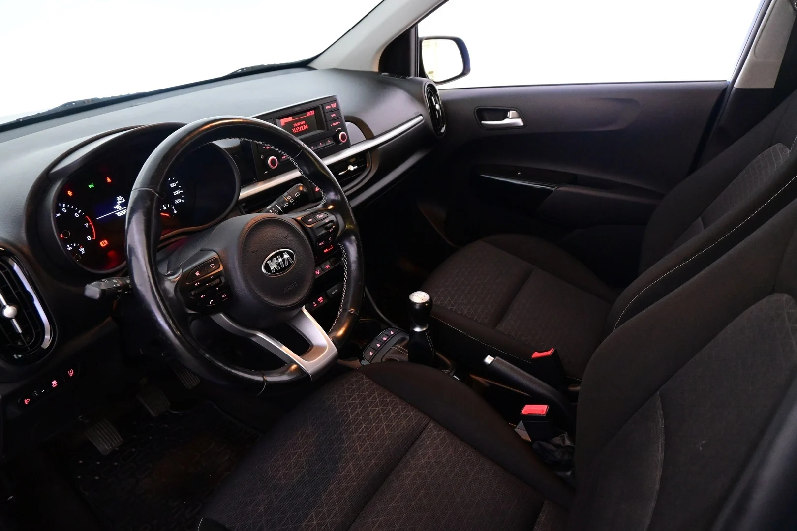 Car Image - 5z44gqfF7Jkyn2nGnHck6t