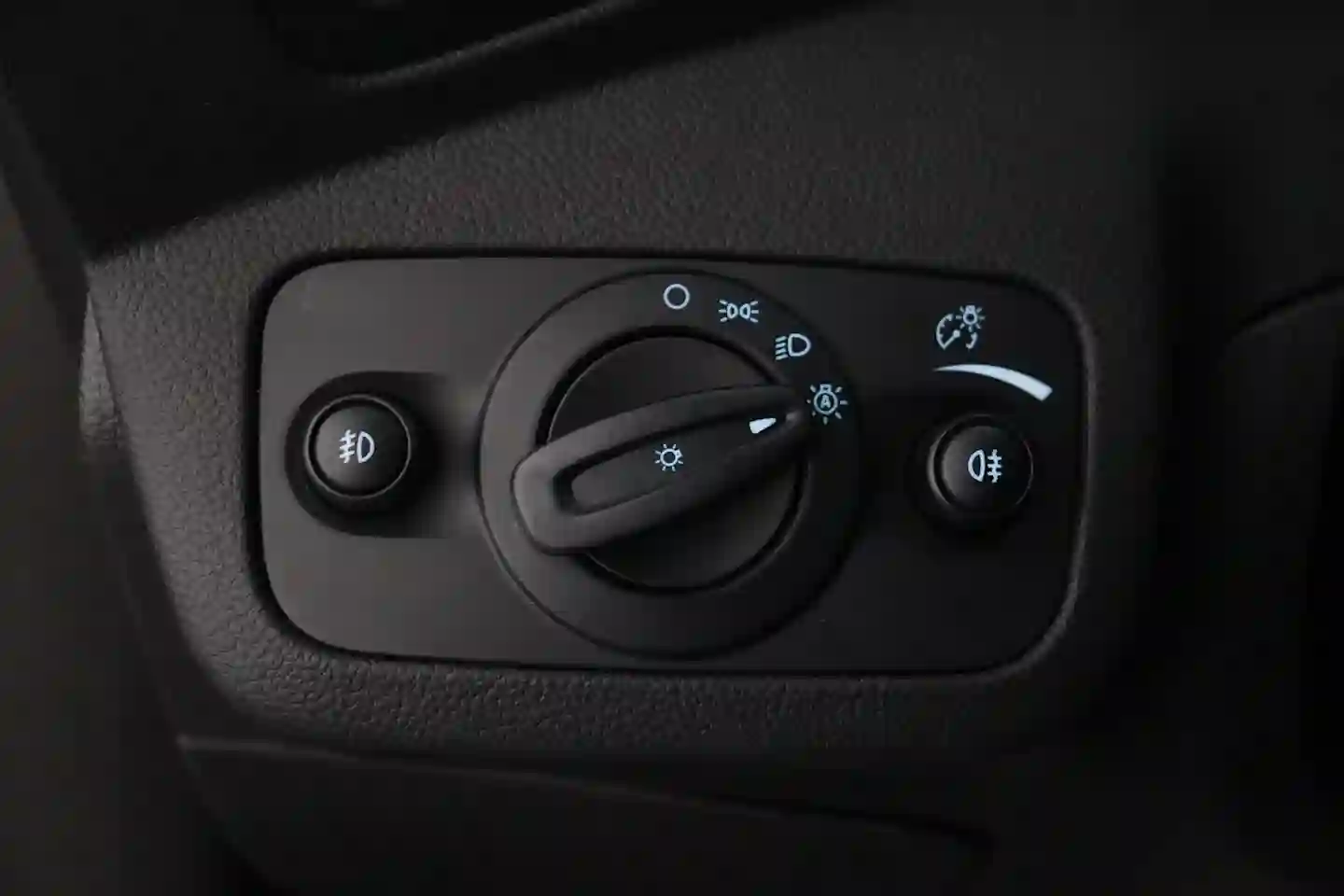 Car Image - 29bfjHLQrsexh7DAoMSAfK