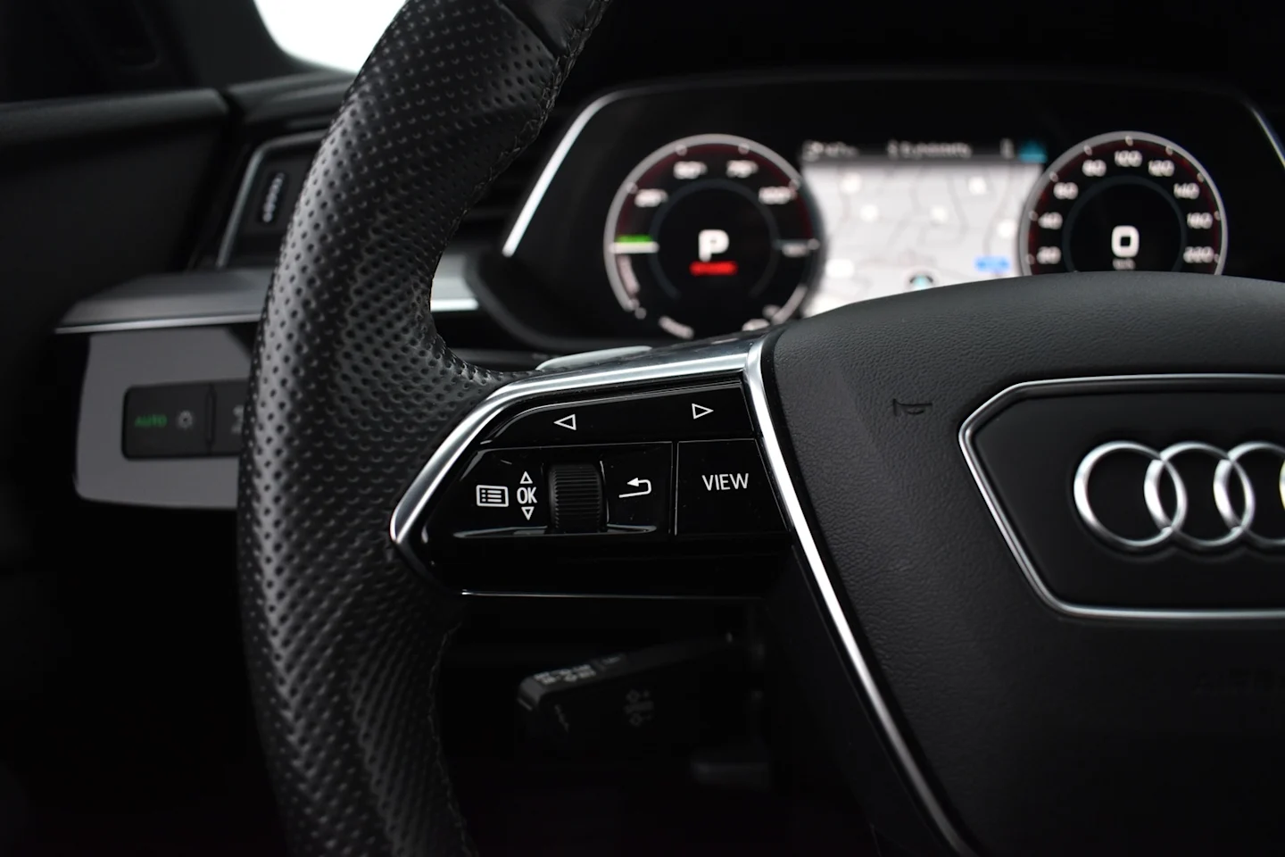 Car Image - e4fNXlC7rOXjMswDuLBOS