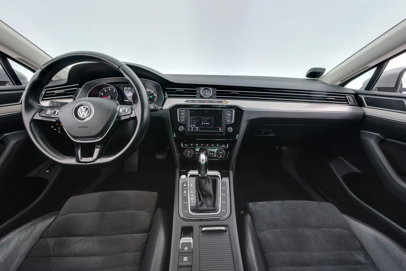 Car Image - 4lmaiNBPDDsb0yZdYsIcMC