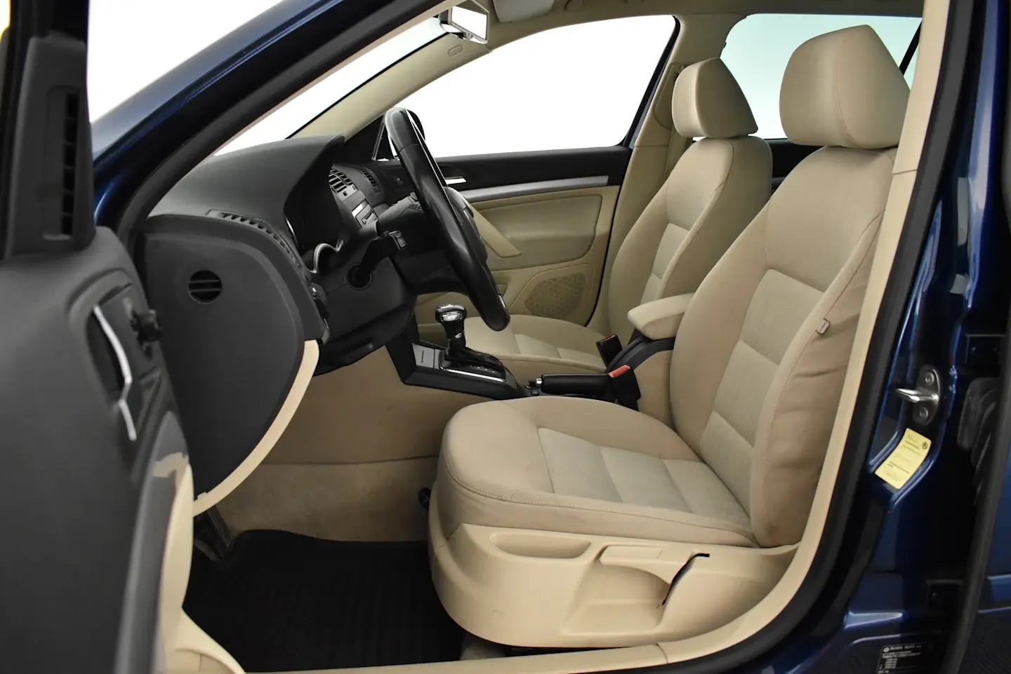 Car Image - 7Hbdk3CqGeZBsixPltzTSg